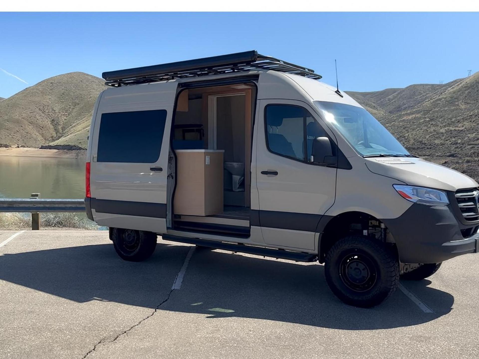2024 MERCEDES-BENZ SPRINTER 2500 AWD