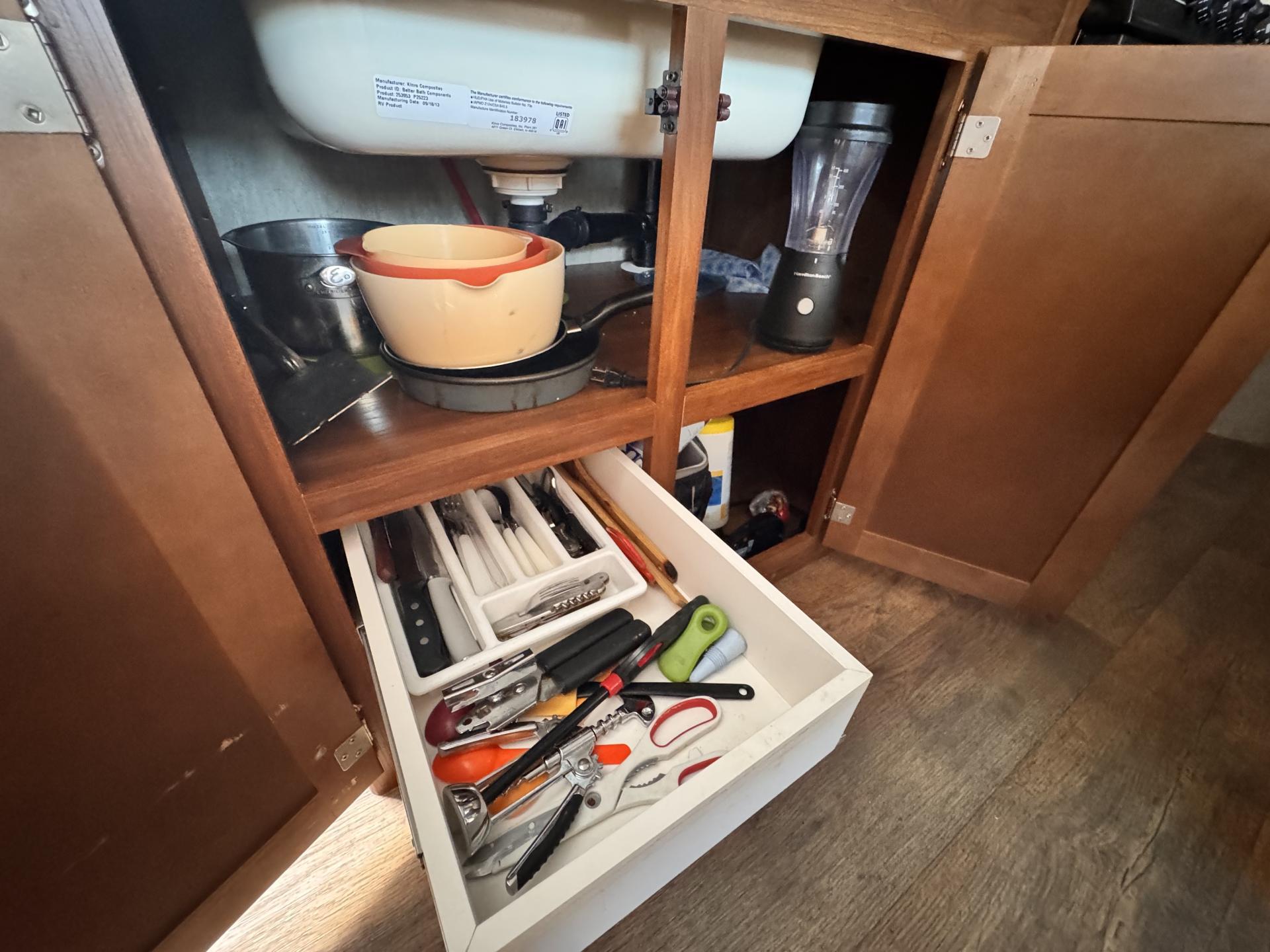 2014 KEYSTONE BULLET 230BHS