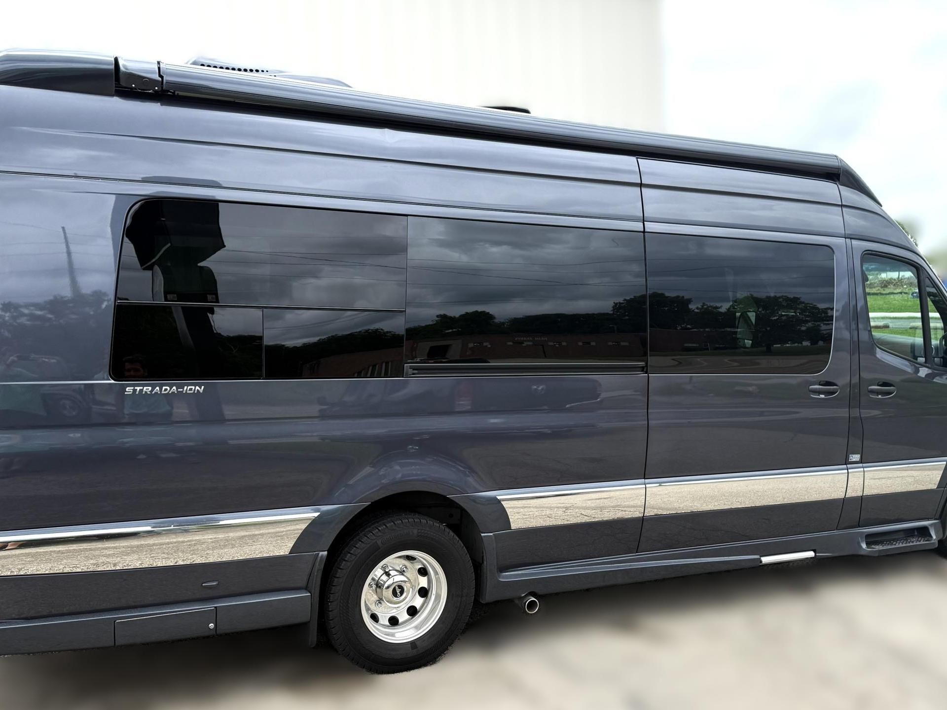 2023 GRECH MOTORS STRADA-ION Lounge