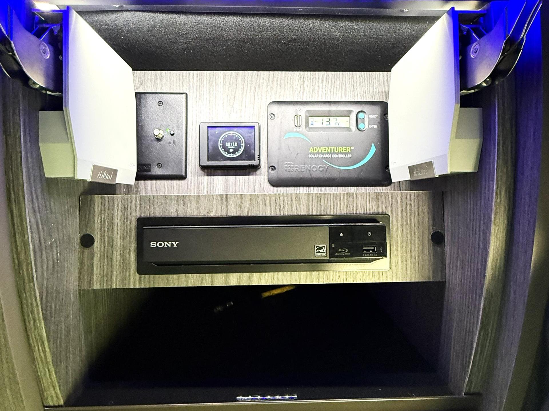 2023 GRECH MOTORS STRADA-ION Lounge