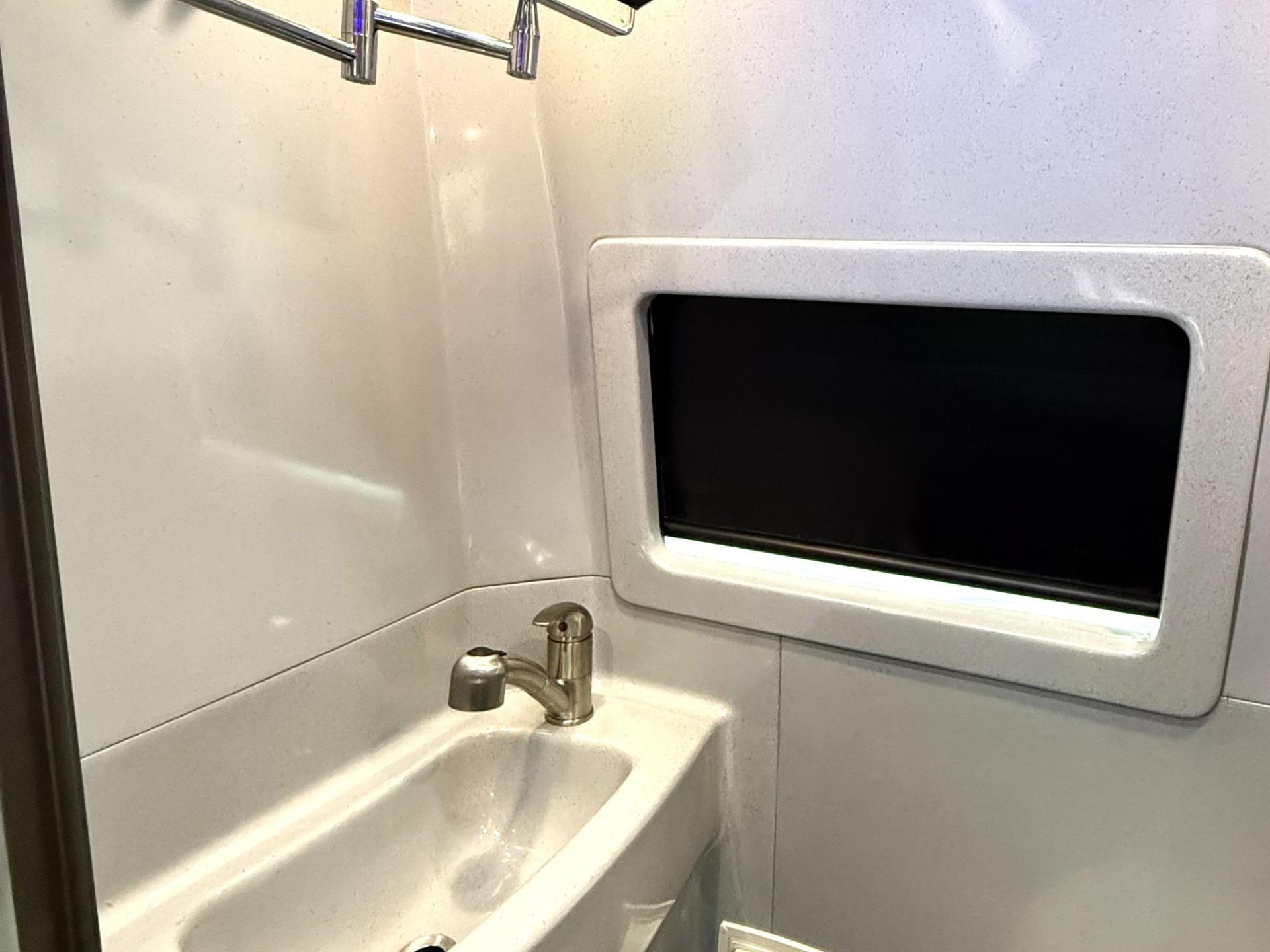 2023 GRECH MOTORS STRADA-ION Lounge