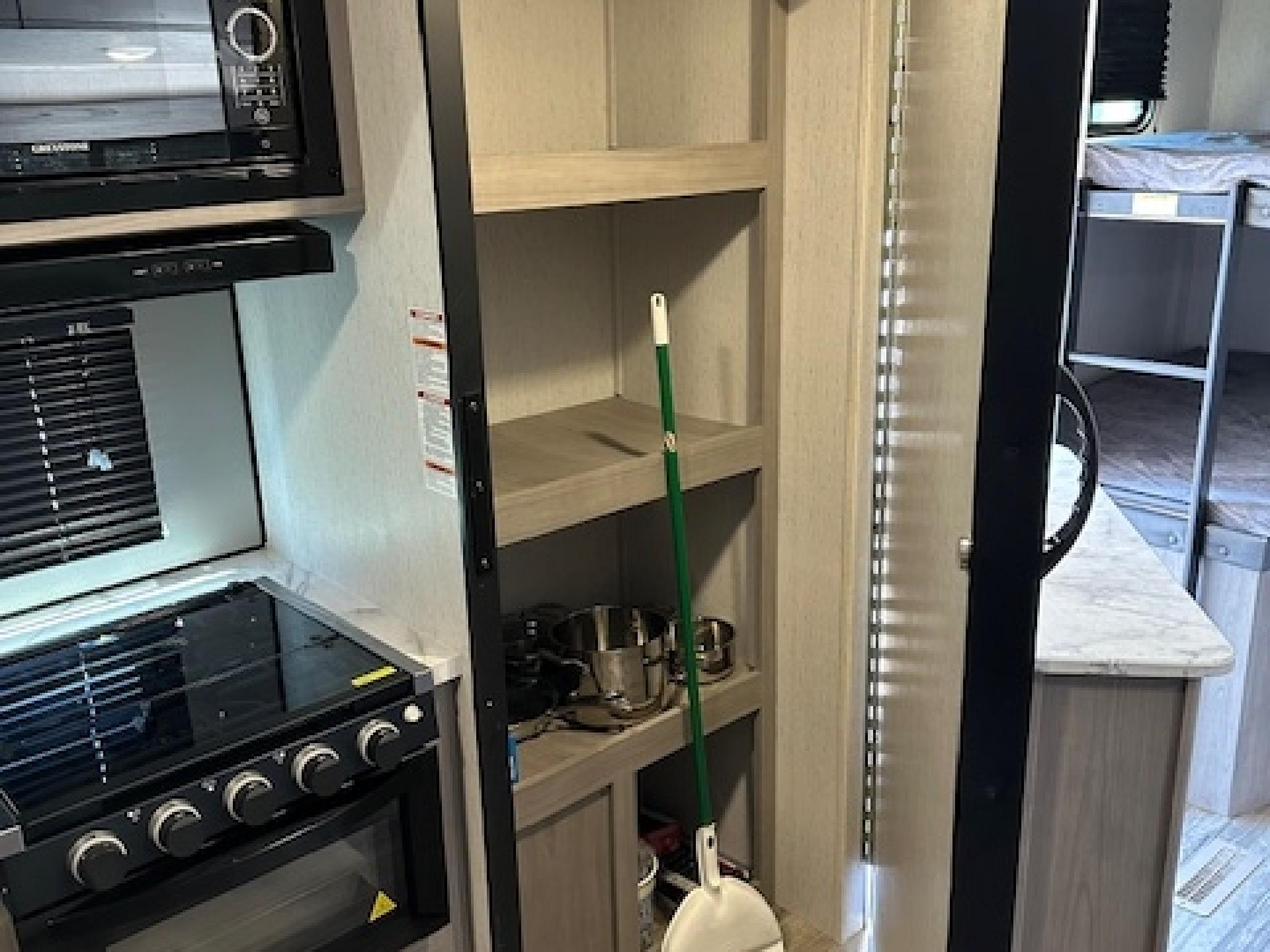 2022 COLEMAN COLEMAN LANTERN 242BH