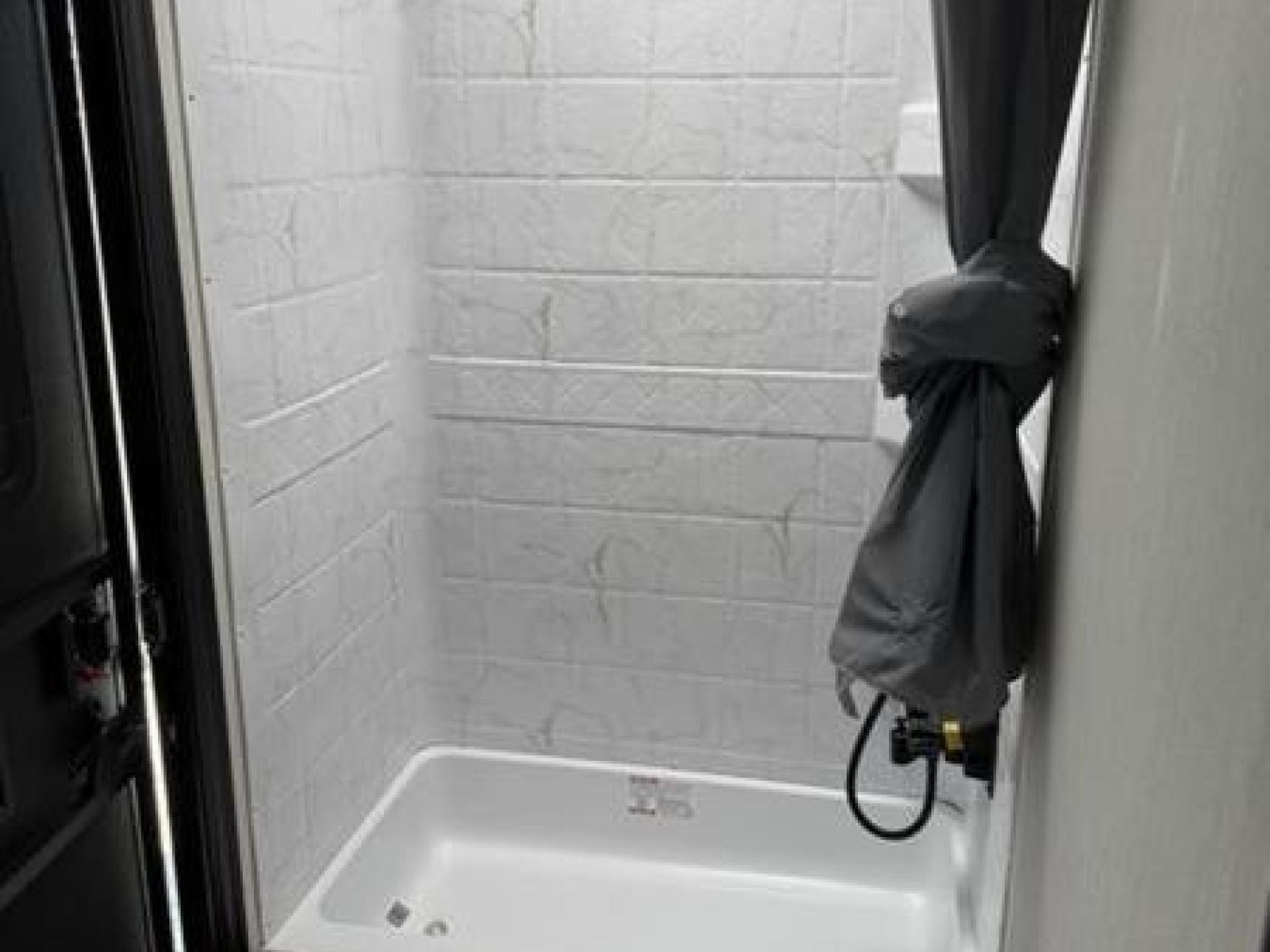 2026 FOREST RIVER GREY WOLF BLACK LABEL Cherokee