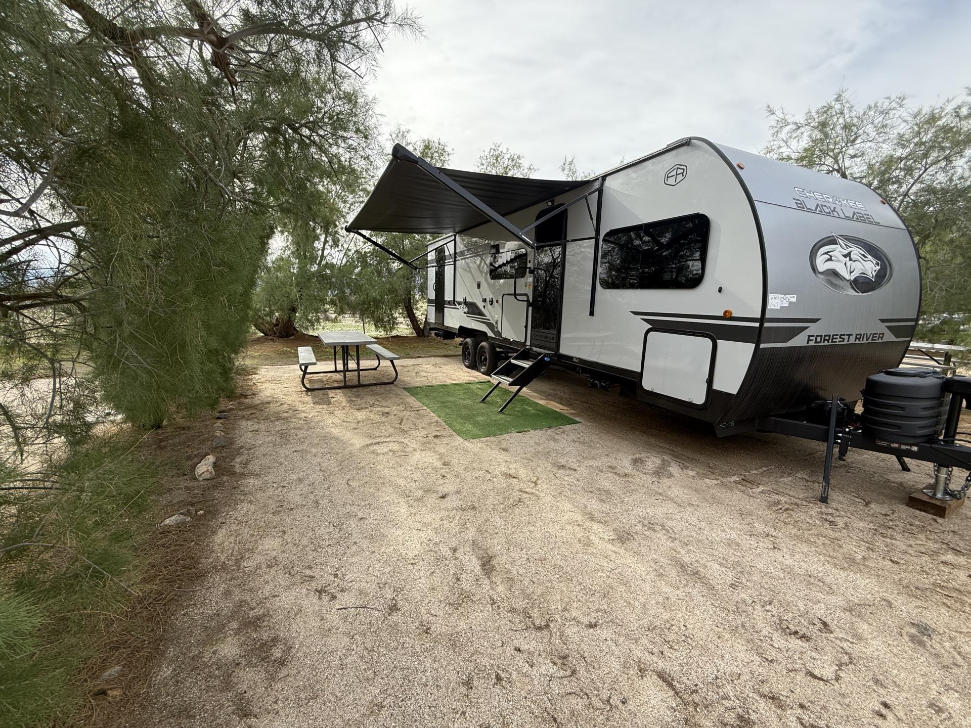 2026 FOREST RIVER GREY WOLF BLACK LABEL Cherokee