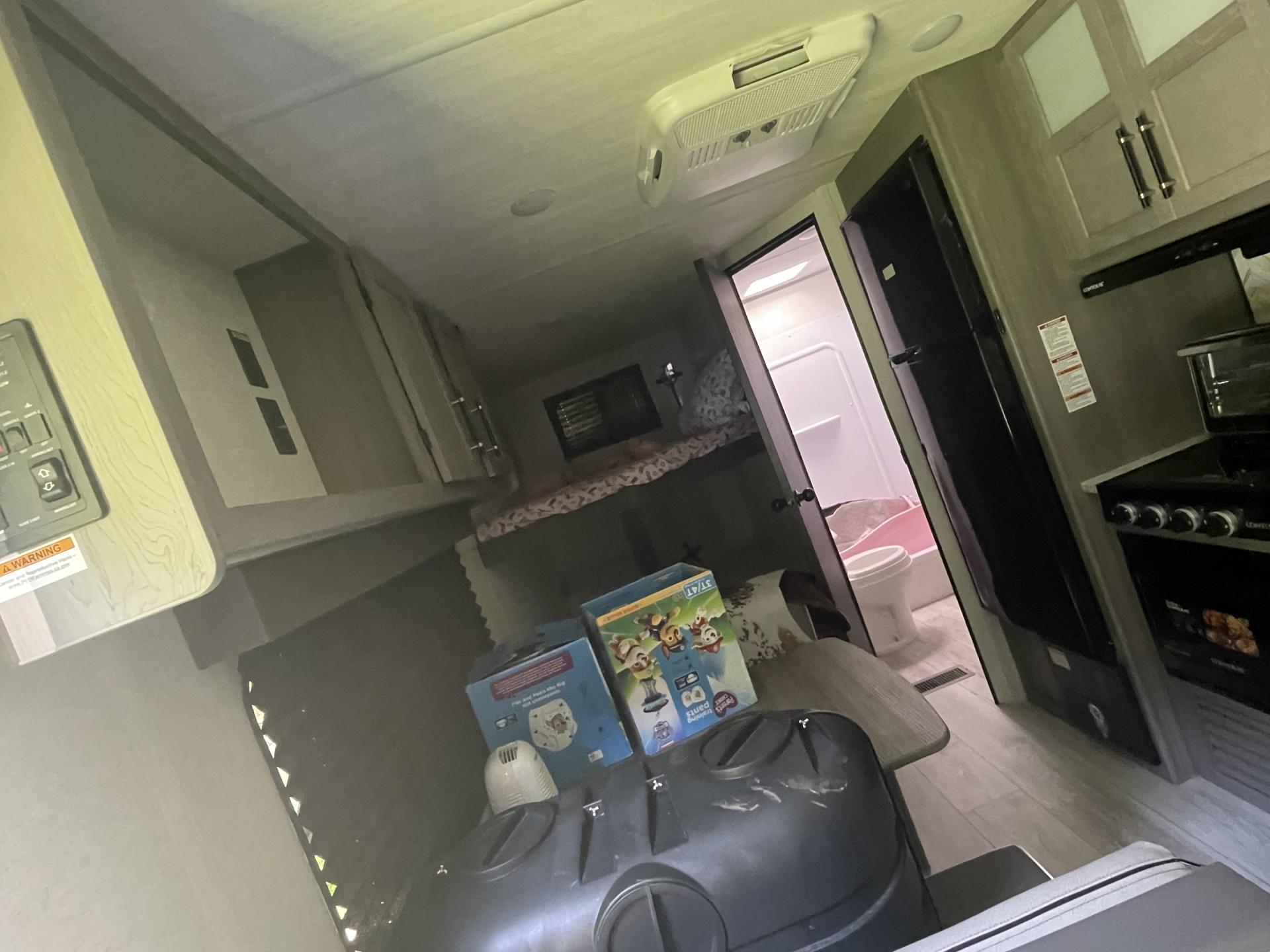 2025 KEYSTONE HIDEOUT SPORT 240BH