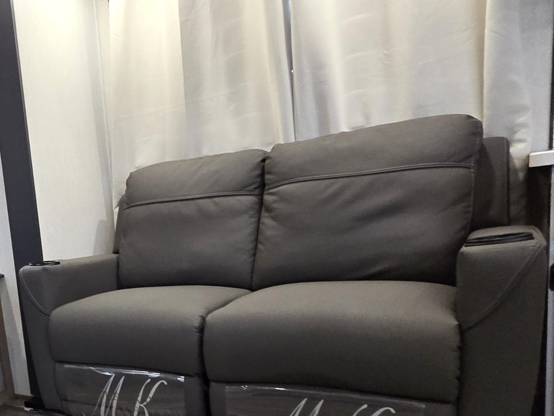 2024 FOREST RIVER ARCTIC WOLF 3660