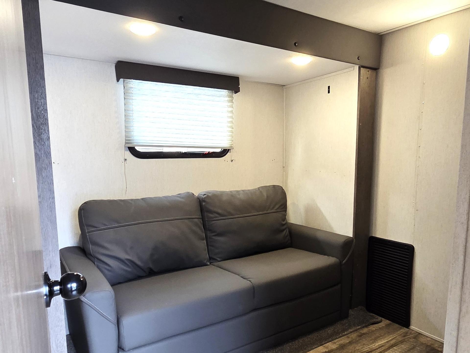 2024 FOREST RIVER ARCTIC WOLF 3660