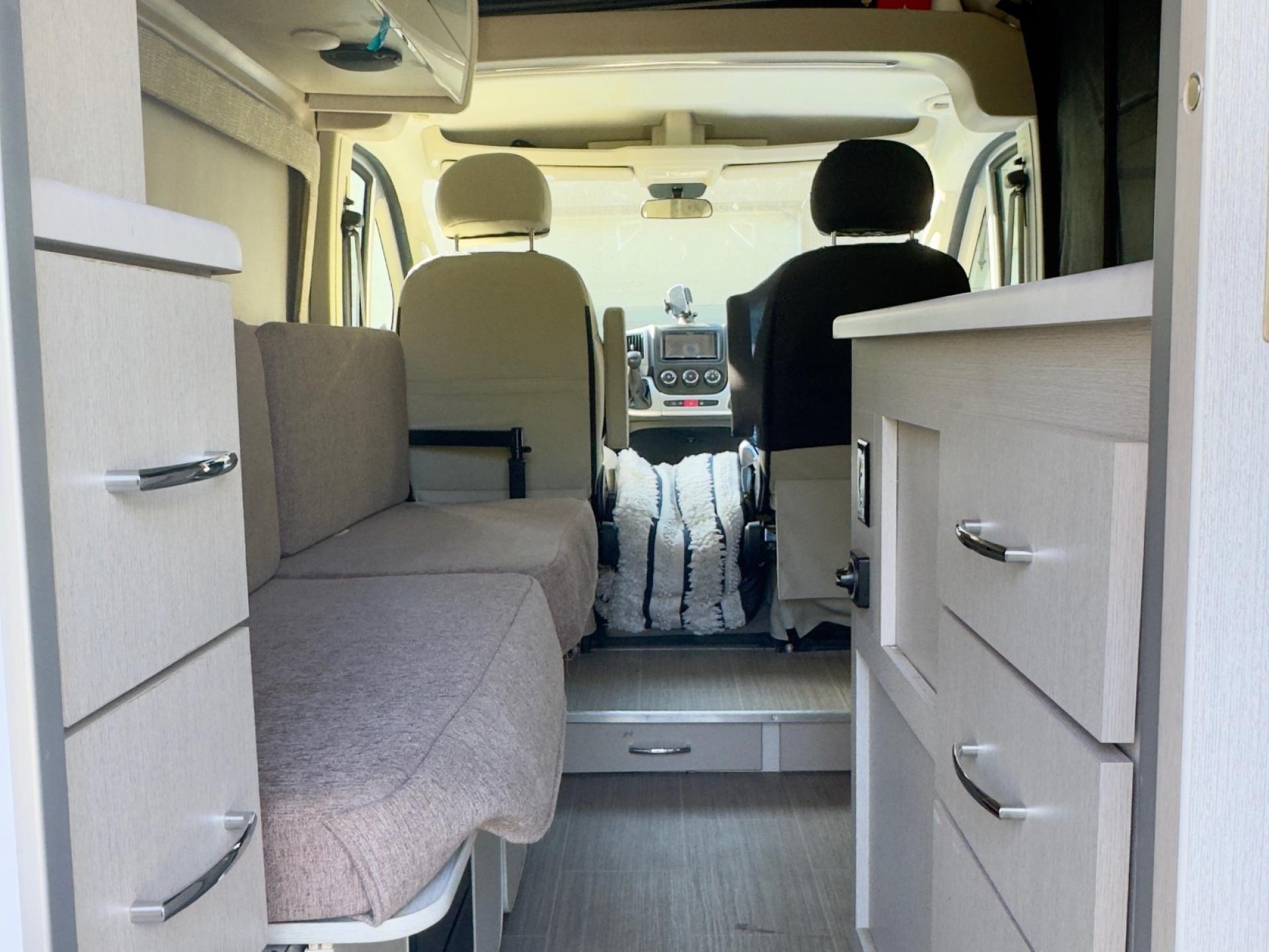 2022 THOR MOTOR COACH RIZE 18M