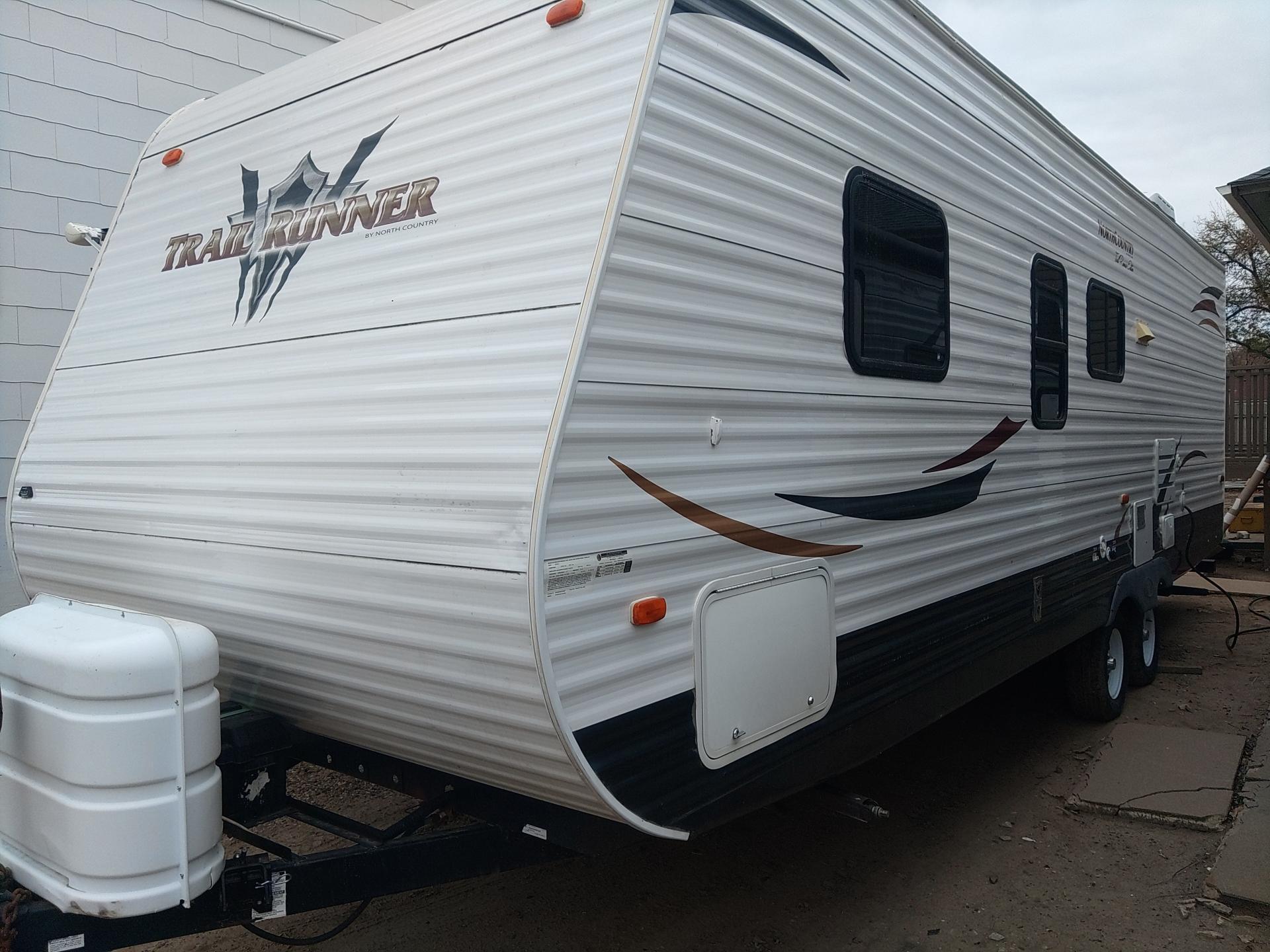 2012 HEARTLAND TRAIL RUNNER 26FQB