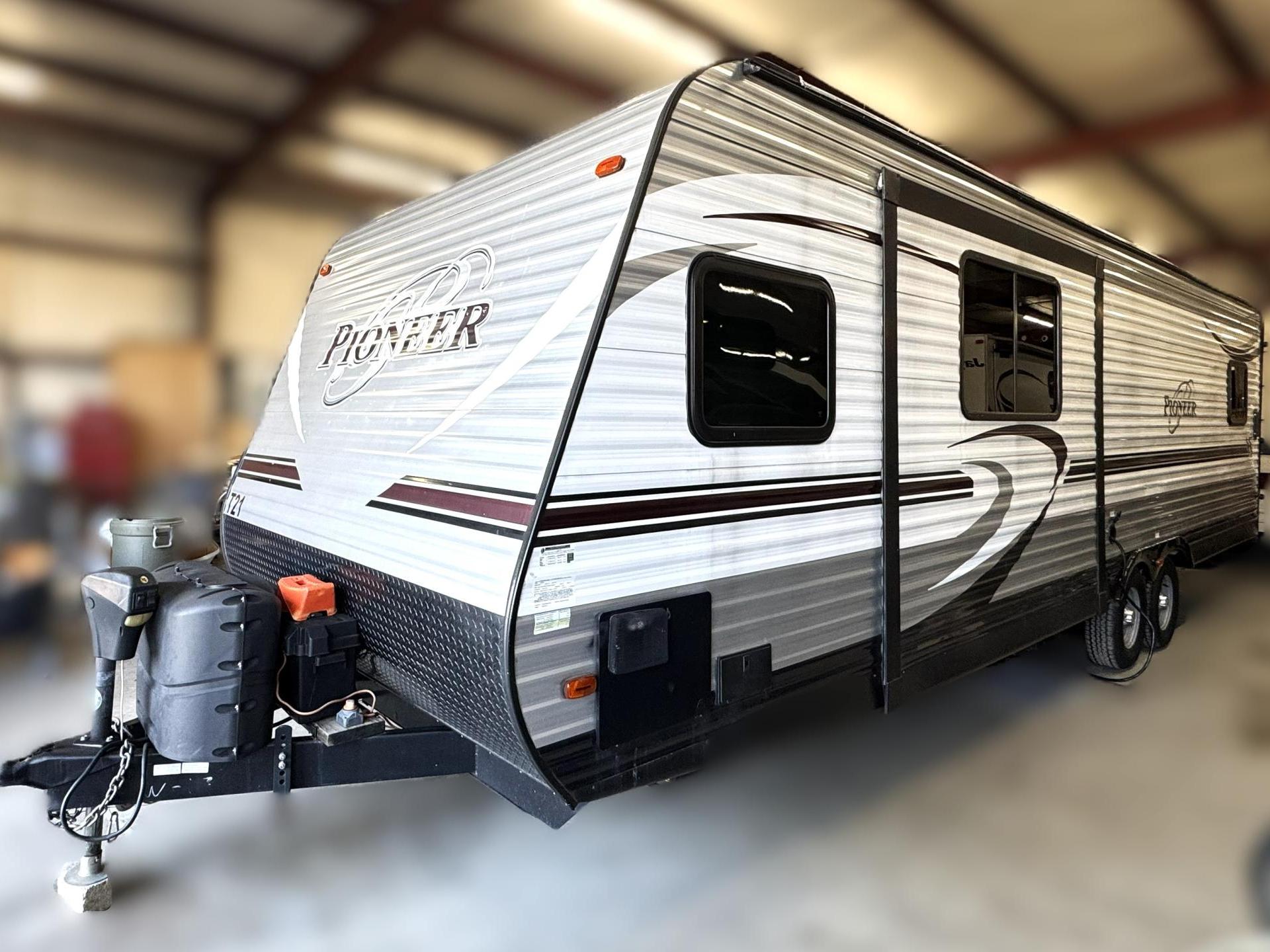 2017 HEARTLAND PIONEER RG28