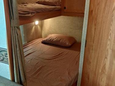 2012 HEARTLAND TRAIL RUNNER 26FQB