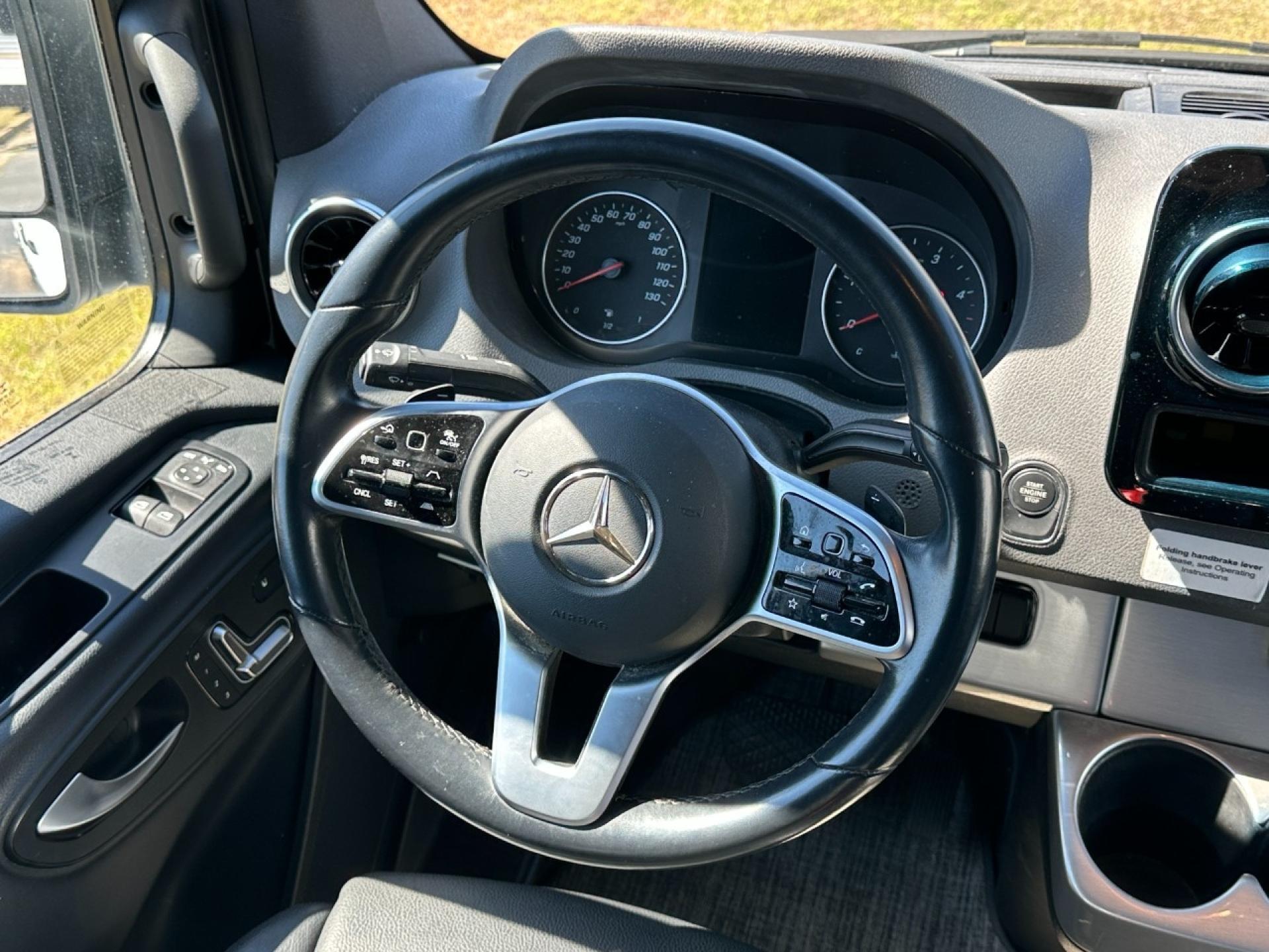 2022 THOR MOTOR COACH SANCTUARY 19P