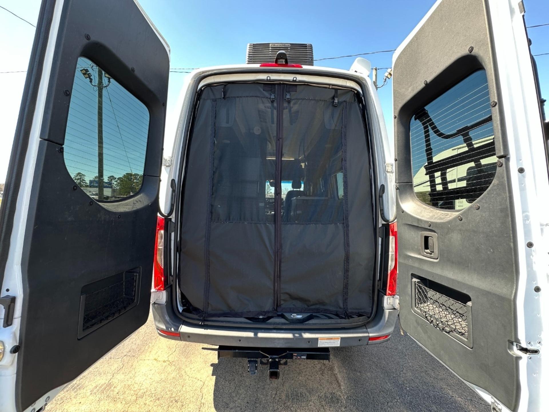 2022 THOR MOTOR COACH SANCTUARY 19P