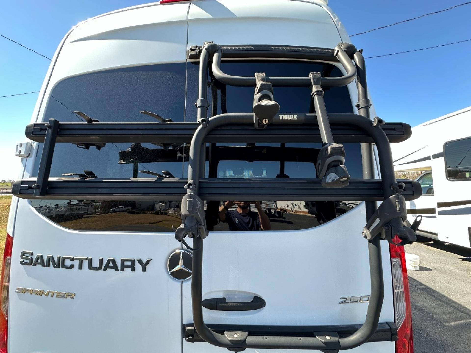 2022 THOR MOTOR COACH SANCTUARY 19P