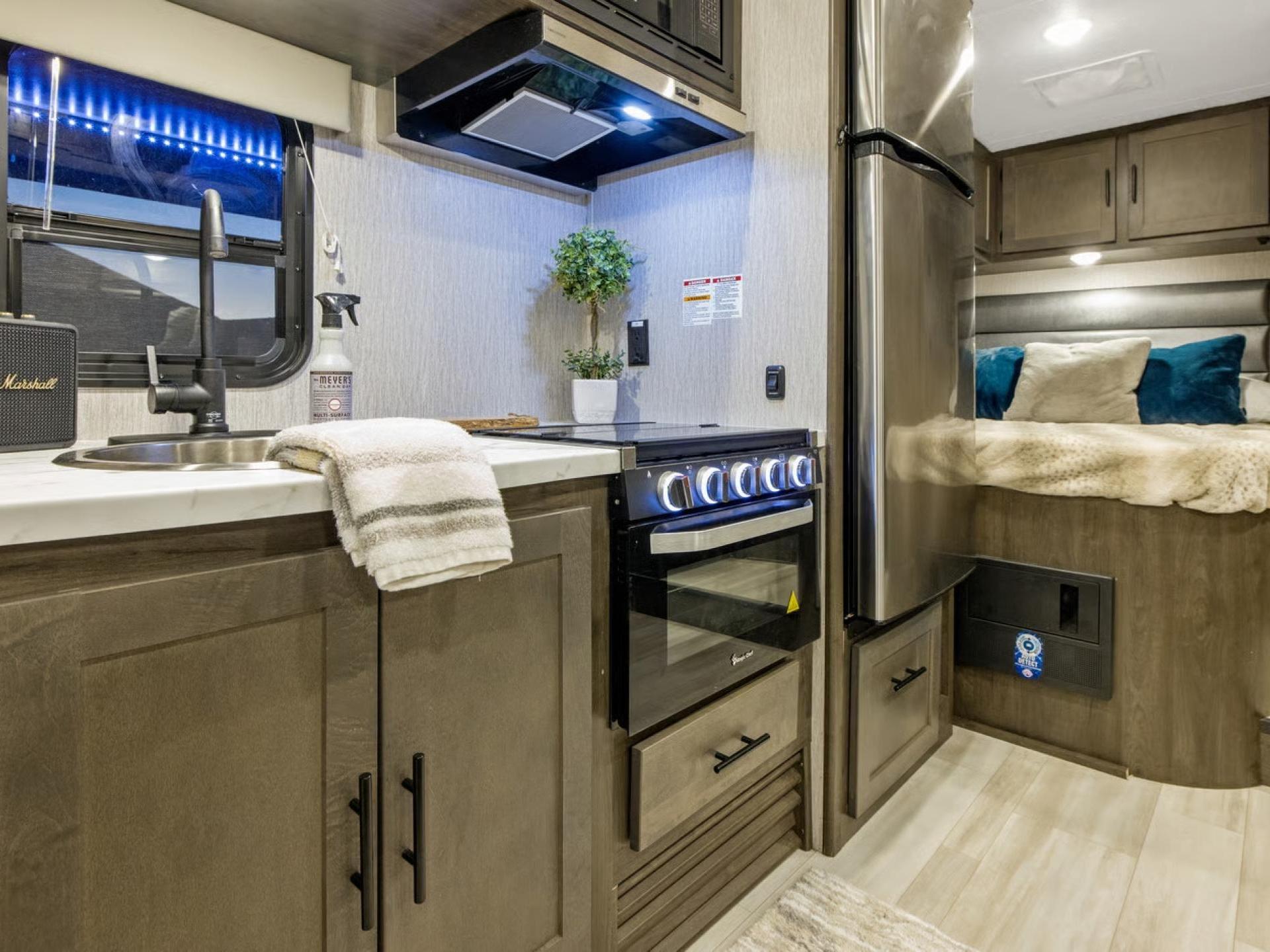 2023 COACHMEN PRISM 2150CB