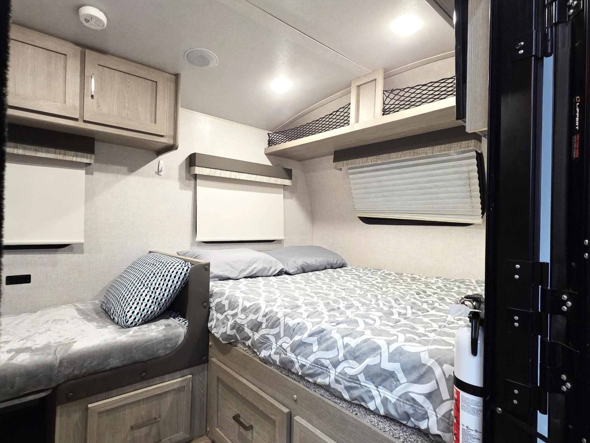 2022 FOREST RIVER FLAGSTAFF E-PRO 19BH