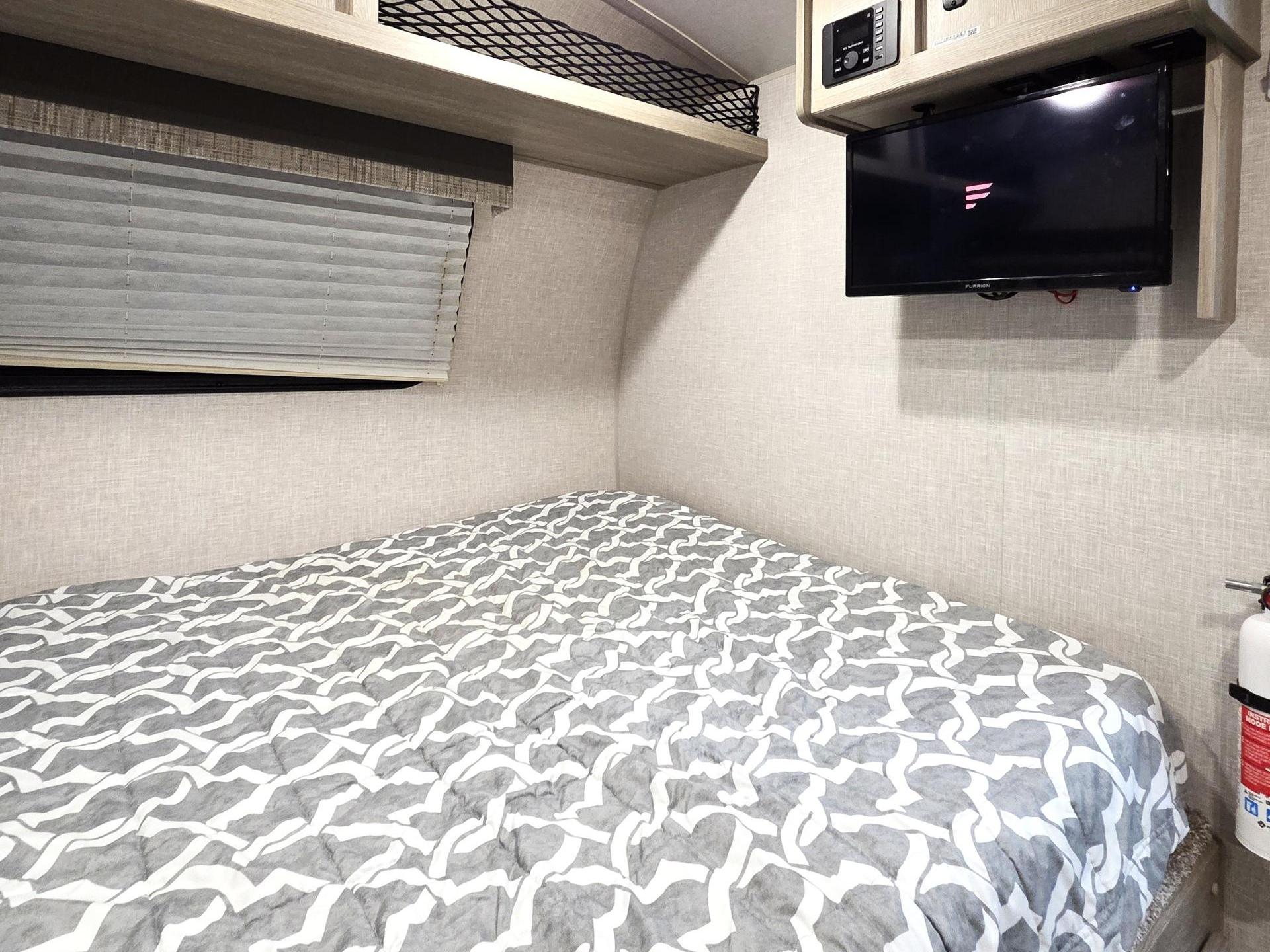 2022 FOREST RIVER FLAGSTAFF E-PRO 19BH