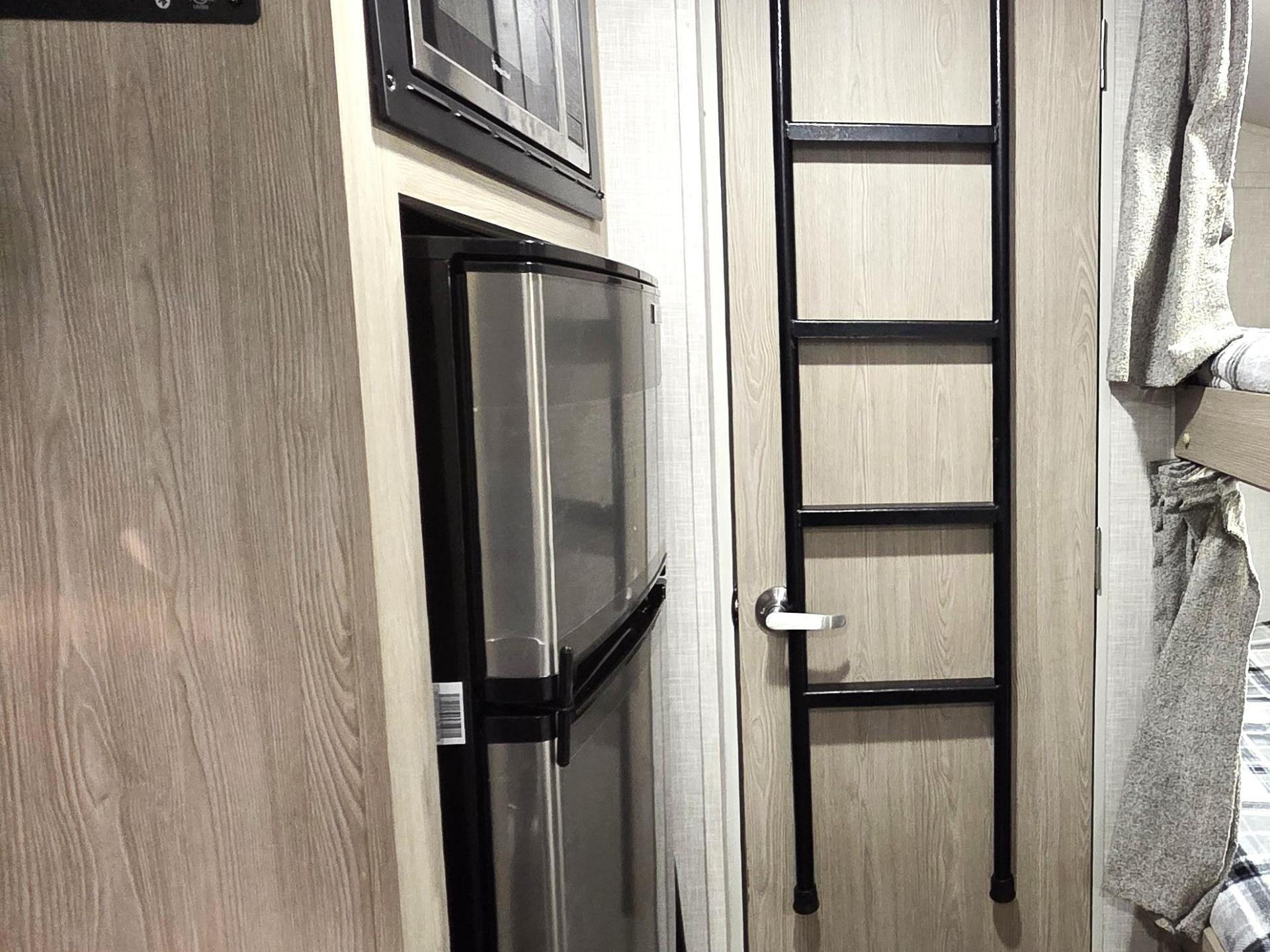 2022 FOREST RIVER FLAGSTAFF E-PRO 19BH