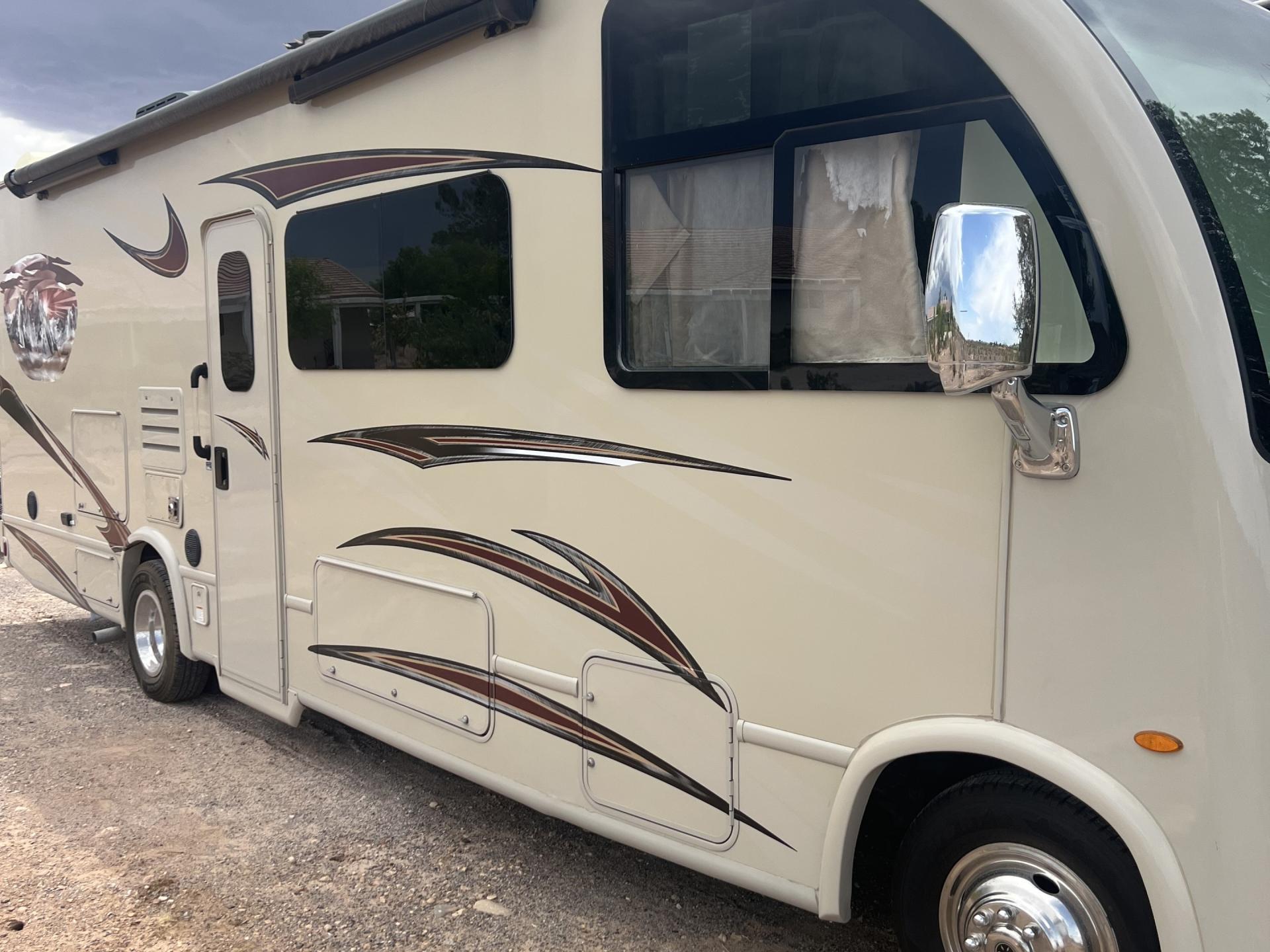 2018 THOR MOTOR COACH VEGAS 27.7