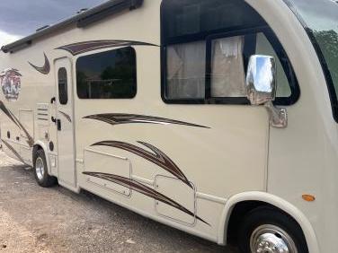 2018 THOR MOTOR COACH VEGAS 27.7