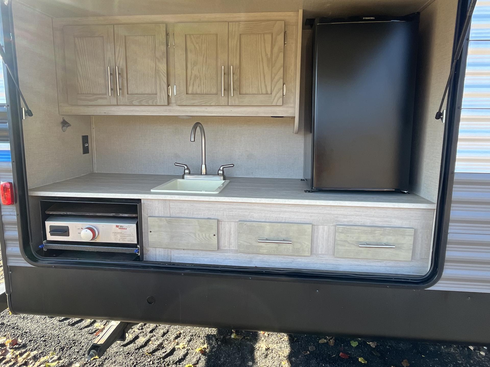 2022 COACHMEN CATALINA LEGACY 343BHTS