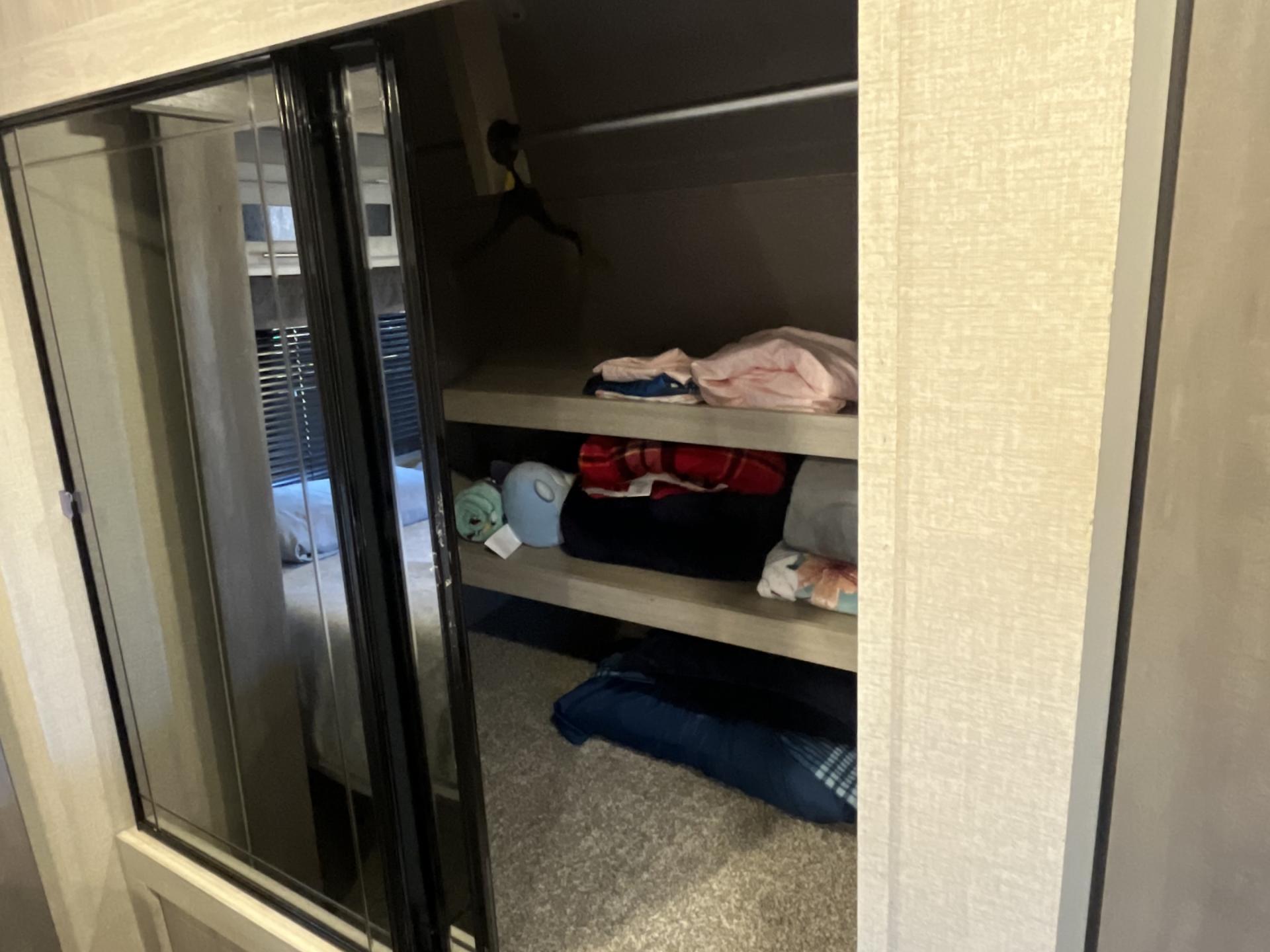 2022 COACHMEN CATALINA LEGACY 343BHTS