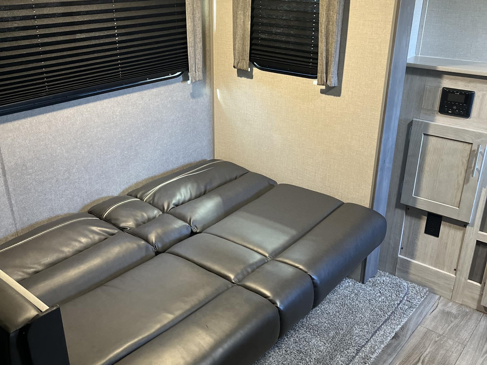 2022 COACHMEN CATALINA LEGACY 343BHTS