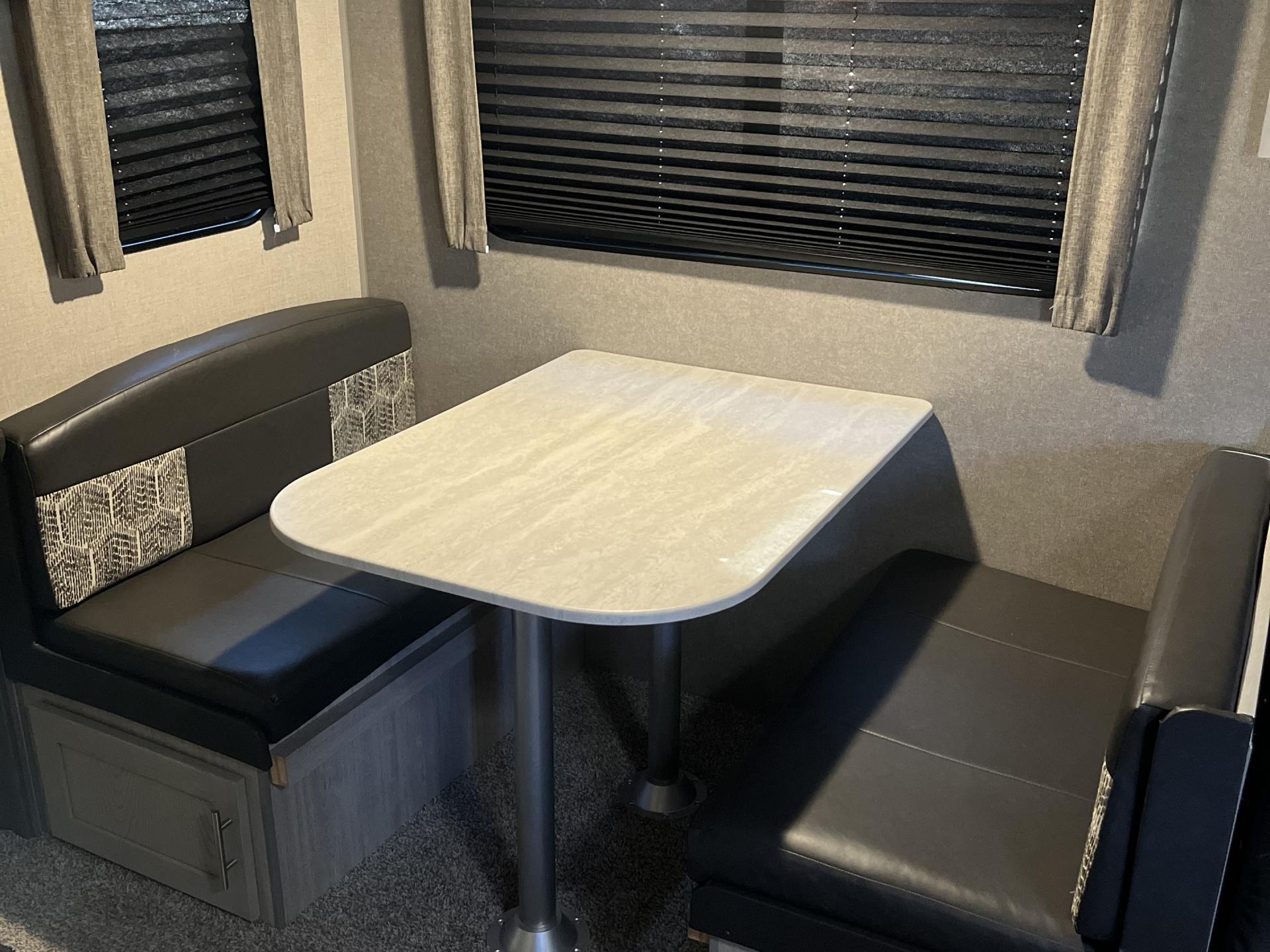 2022 COACHMEN CATALINA LEGACY 343BHTS