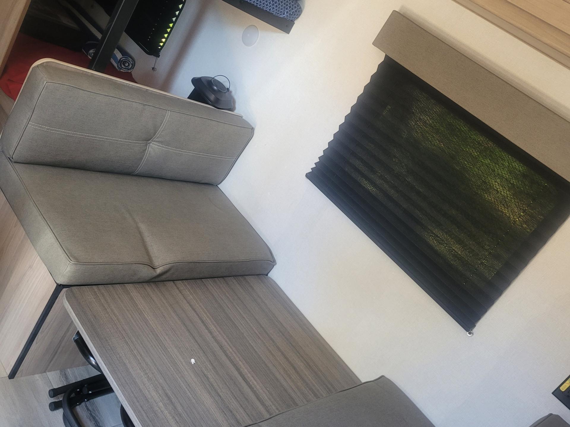 2025 Coleman Lantern 17B