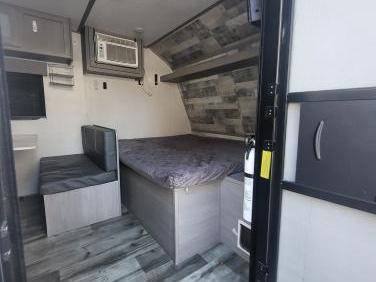 2022 COLEMAN COLEMAN LANTERN LT 17B