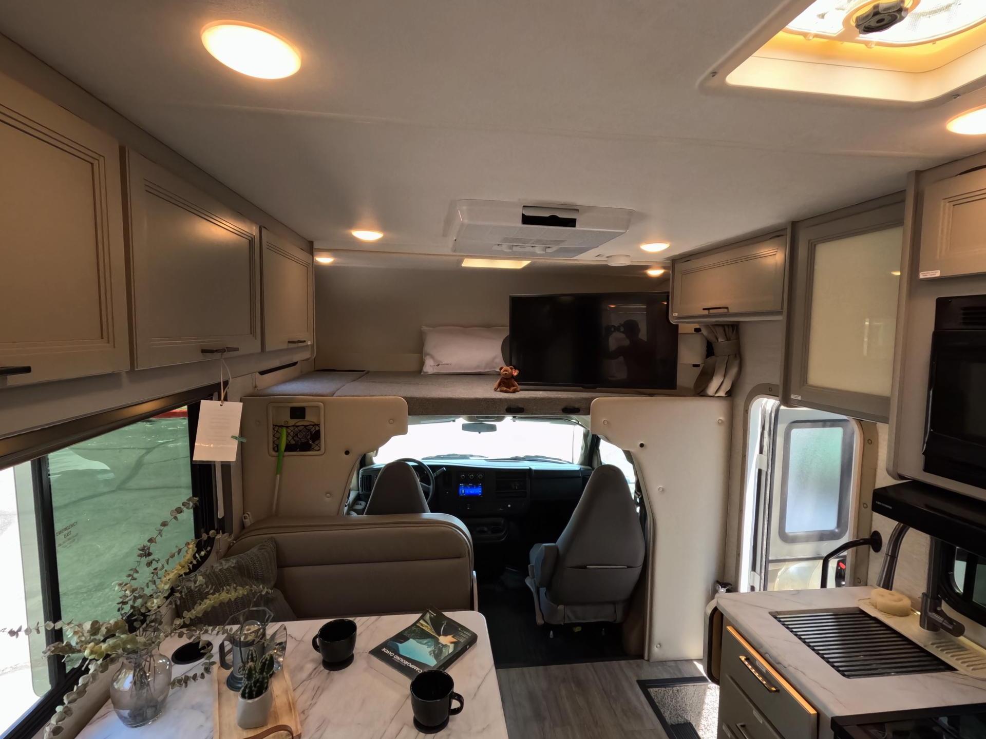 2024 THOR MOTOR COACH COLEMAN 22EQ