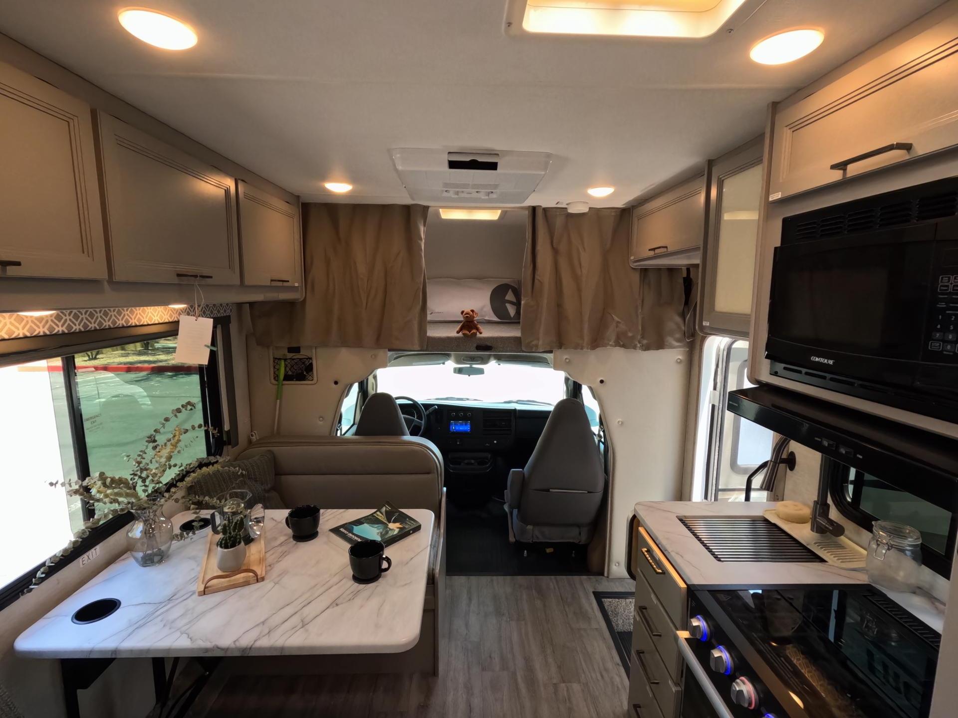 2024 THOR MOTOR COACH COLEMAN 22EQ