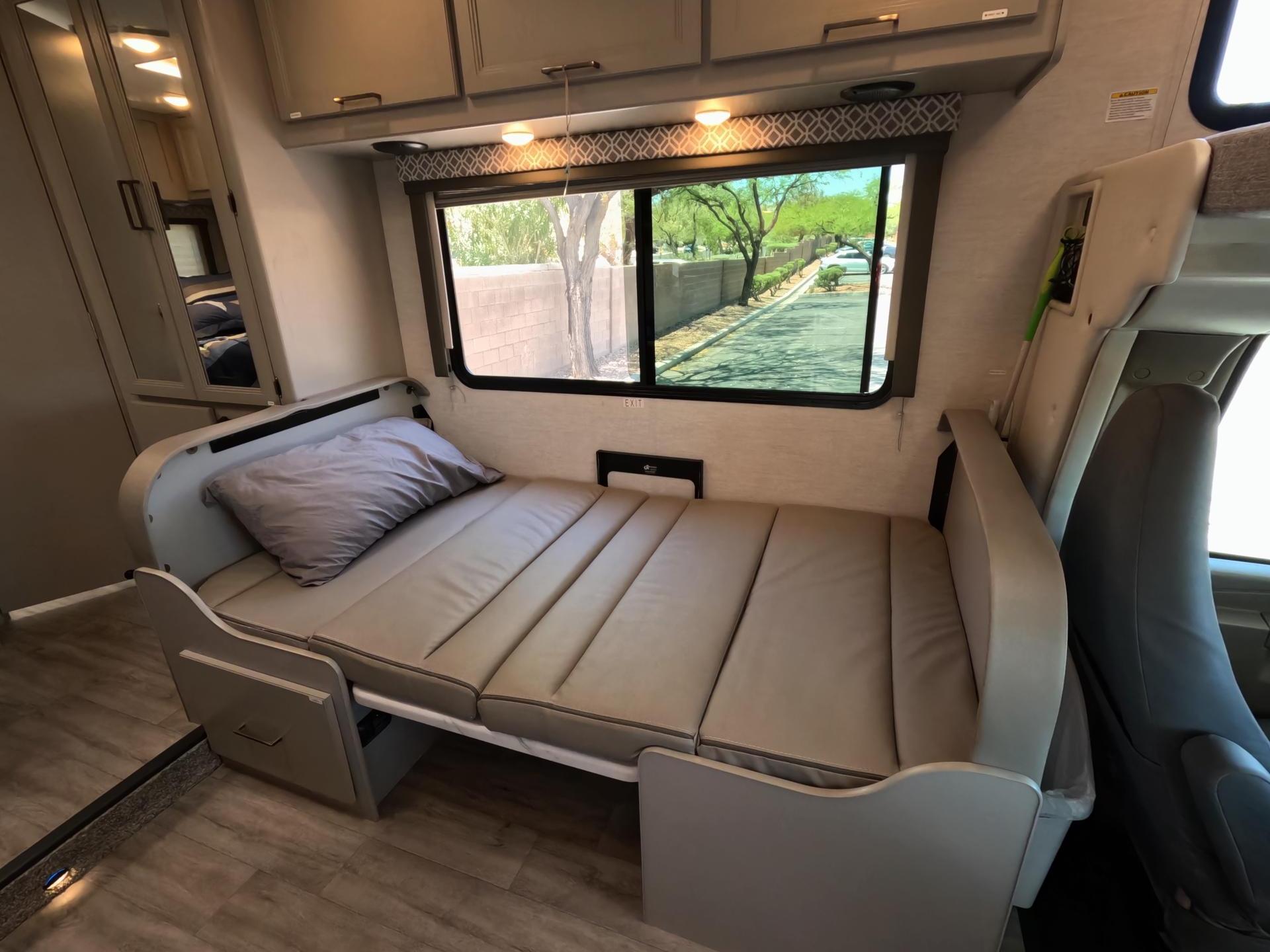 2024 THOR MOTOR COACH COLEMAN 22EQ