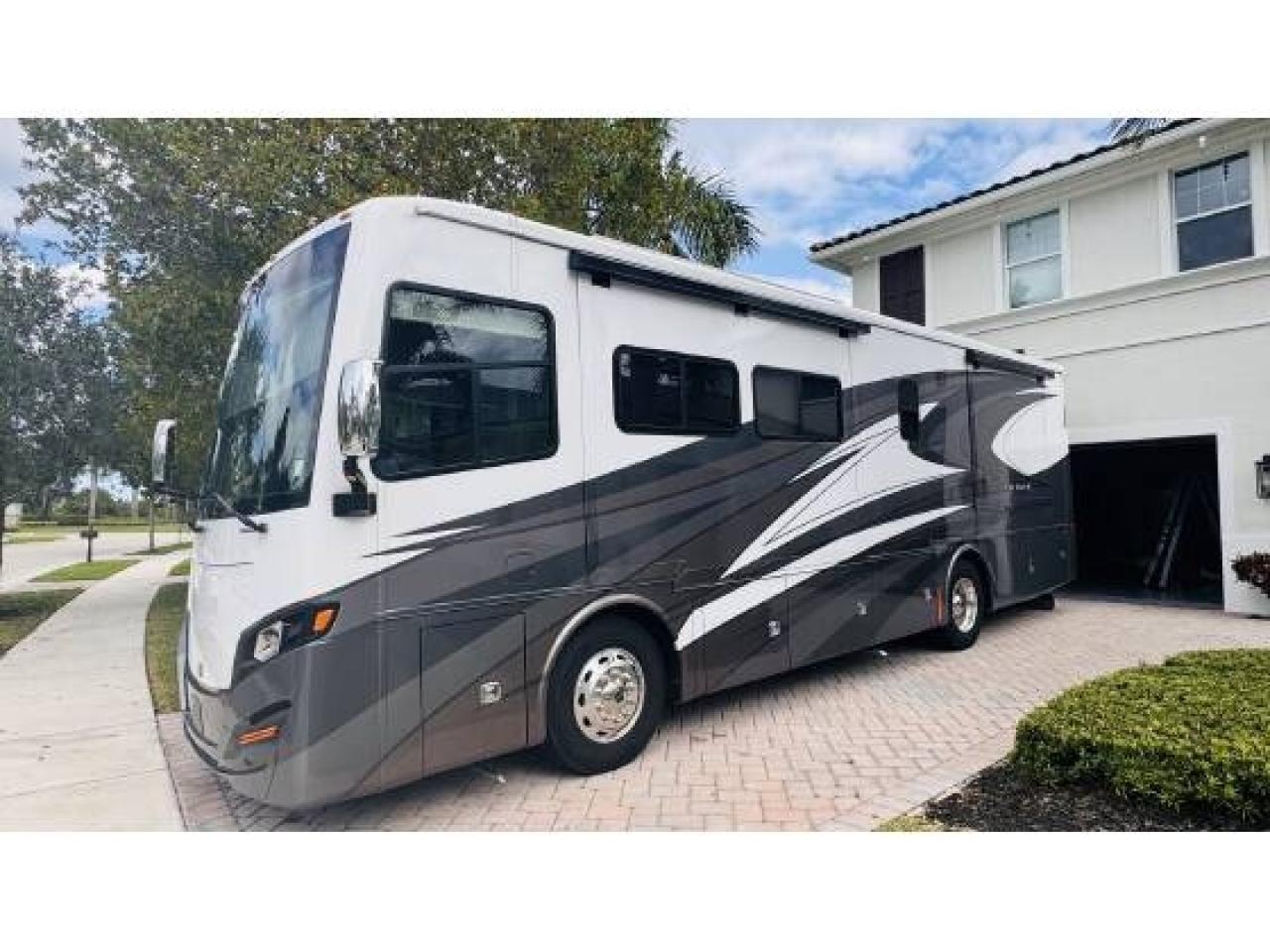 2023 TIFFIN ALLEGRO RED 33AA