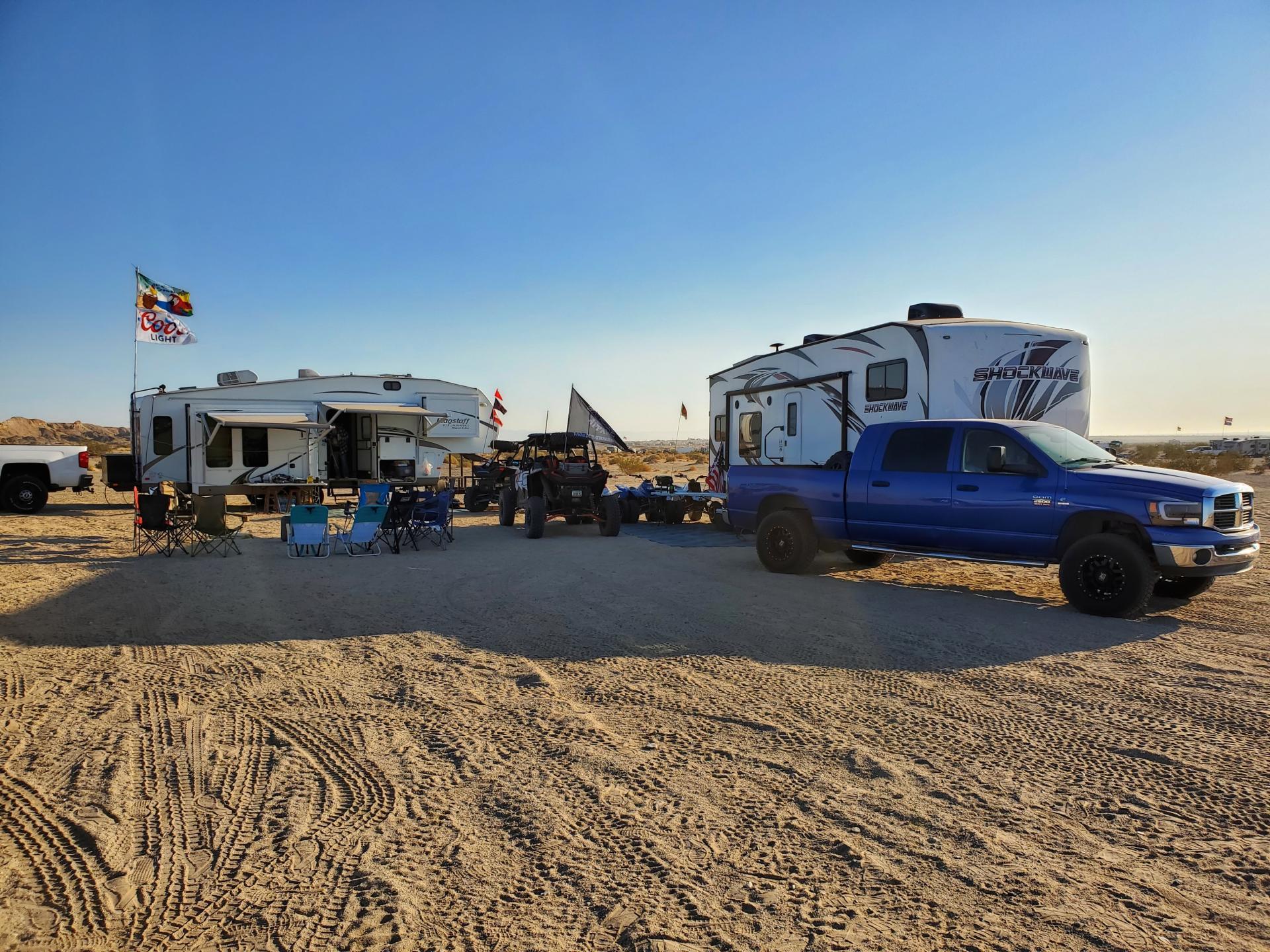 2018 FOREST RIVER SHOCKWAVE 28FWGDX