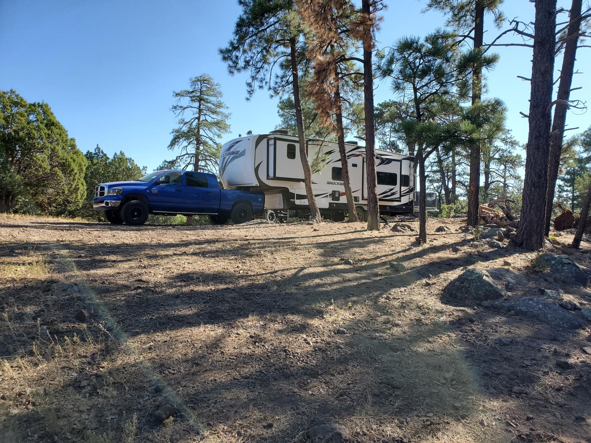 2018 FOREST RIVER SHOCKWAVE 28FWGDX