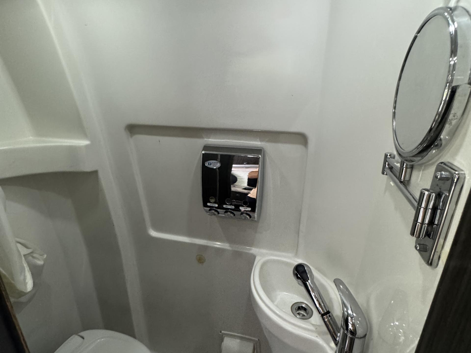 2013 AIRSTREAM INTERSTATE 3500 EXT LOUNGE