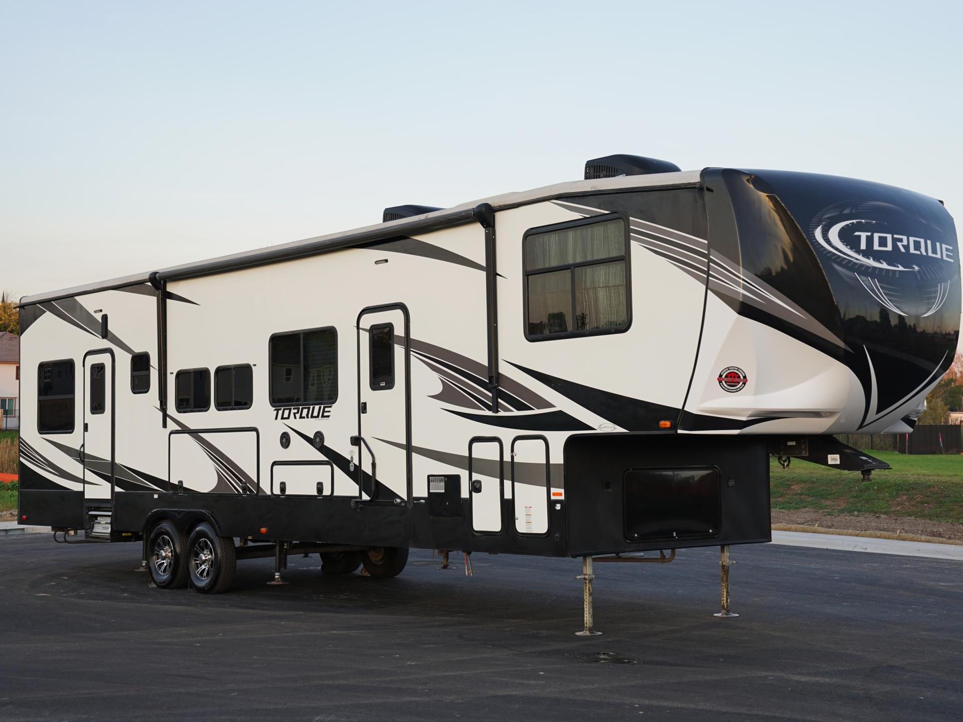 2019 HEARTLAND TORQUE 371