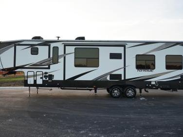 2019 HEARTLAND TORQUE 371