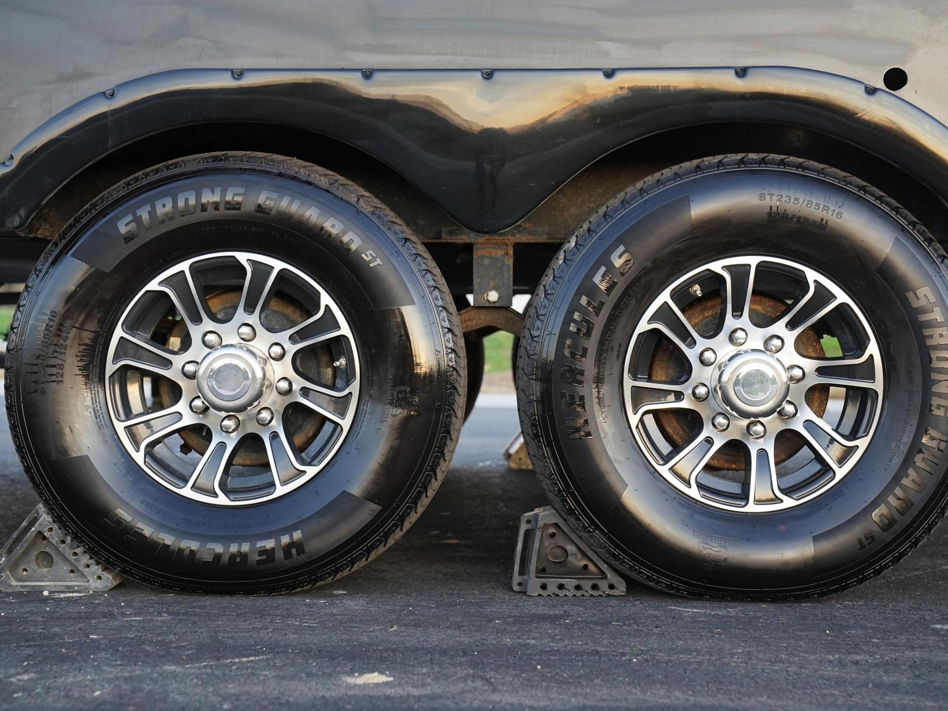 2019 HEARTLAND TORQUE 371