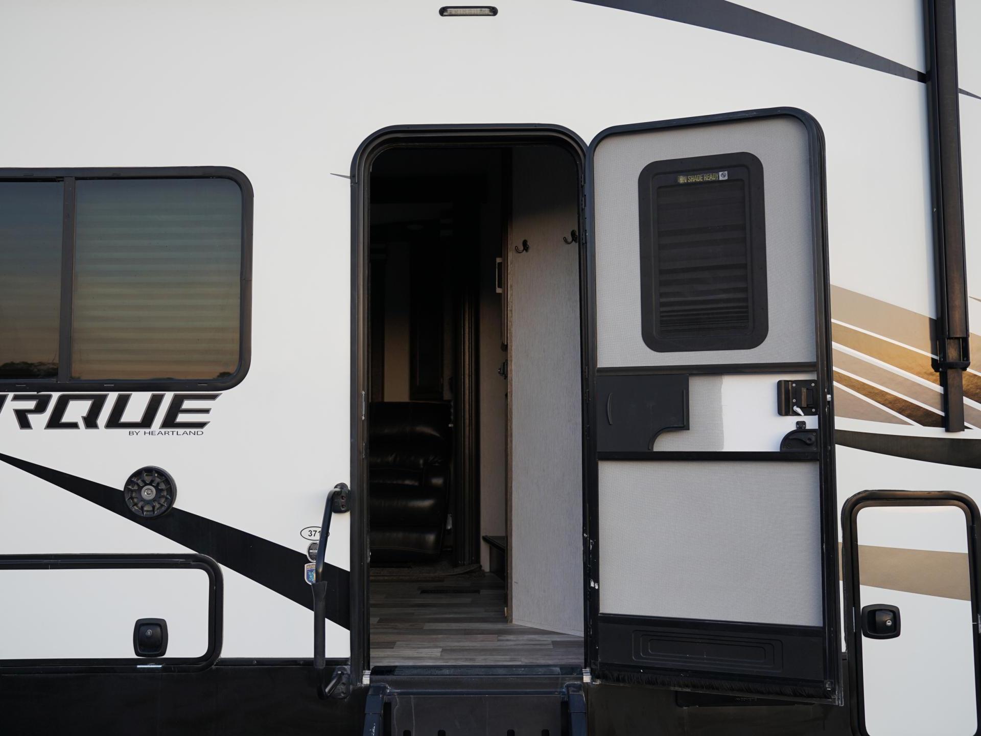 2019 HEARTLAND TORQUE 371