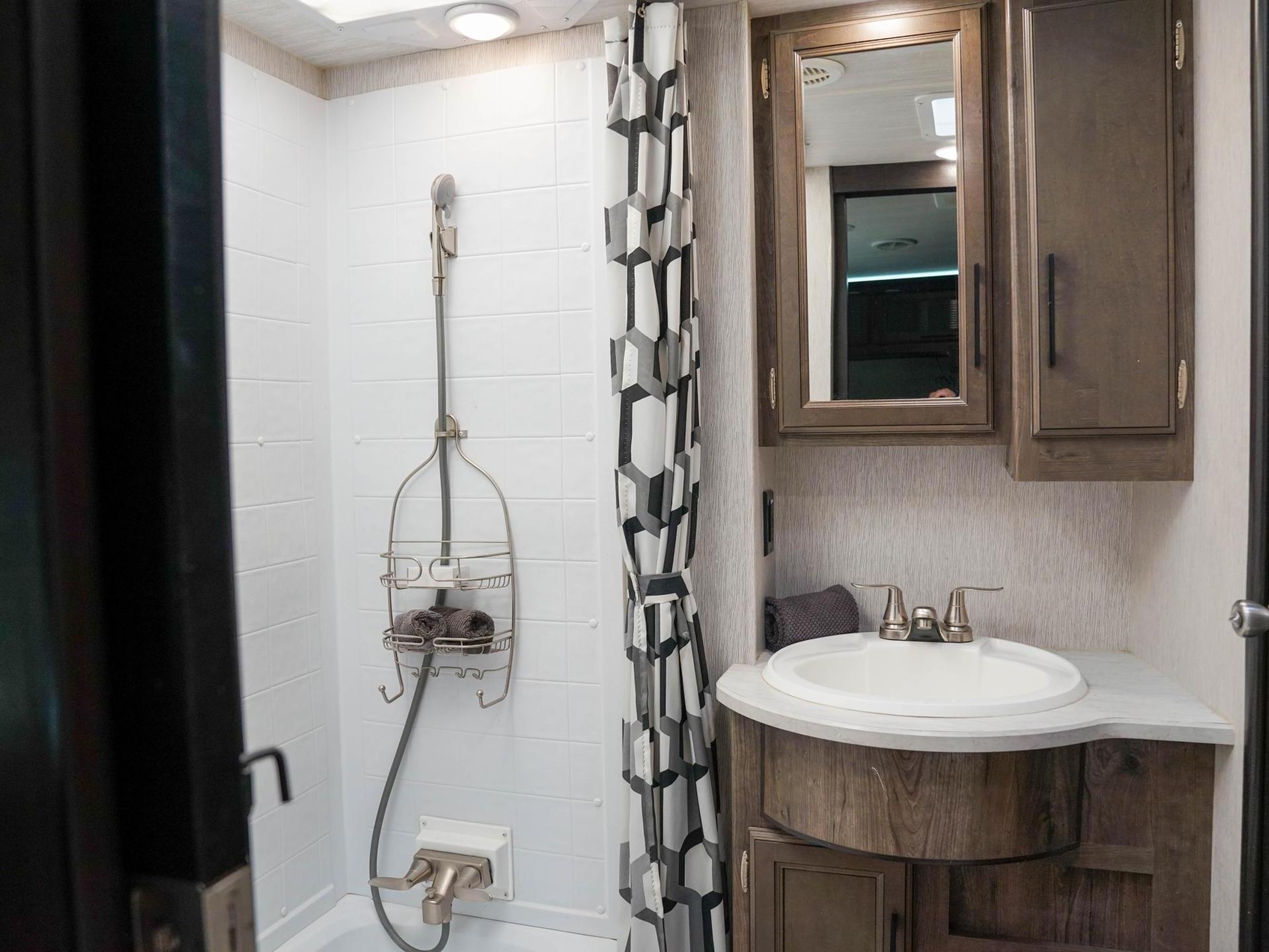 2019 HEARTLAND TORQUE 371