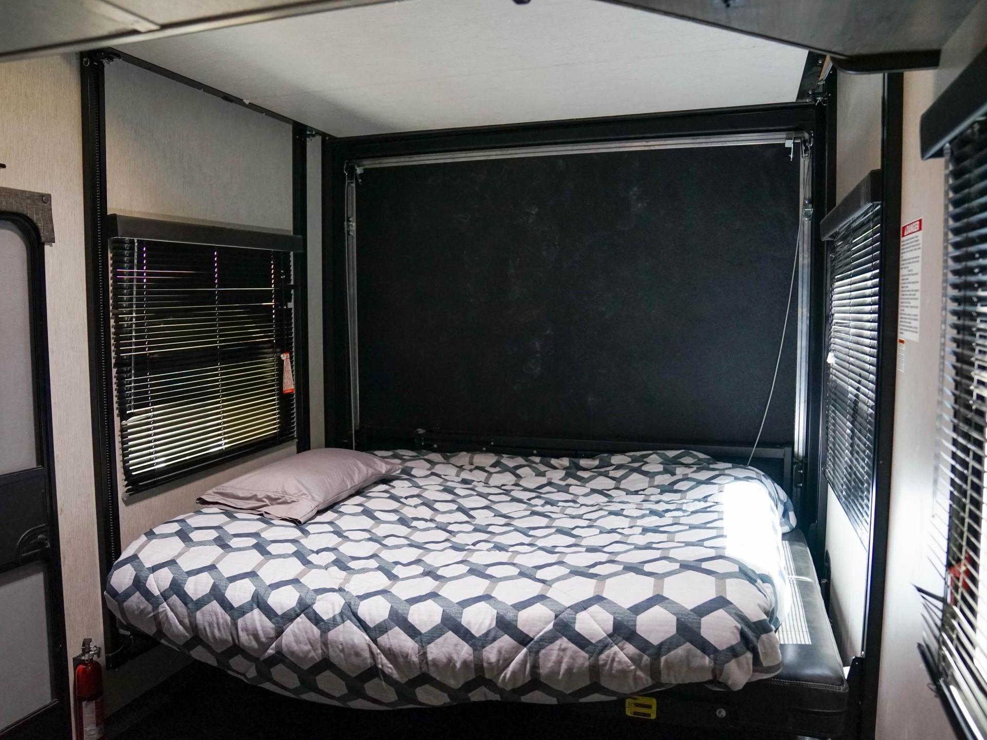 2019 HEARTLAND TORQUE 371