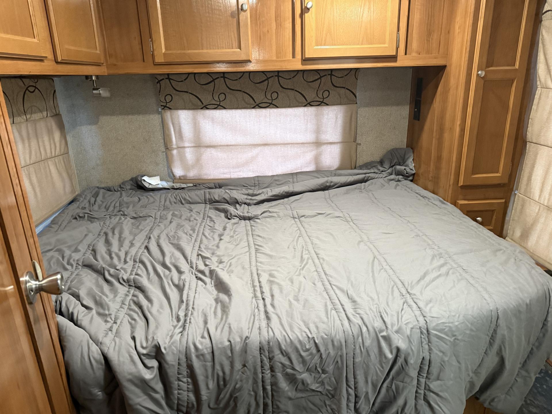 2019 COACHMEN LEPRECHAUN 260QB