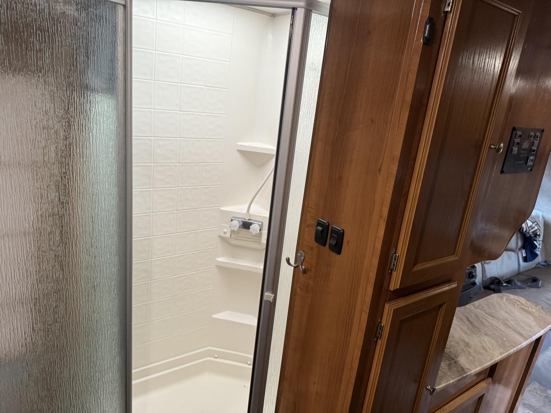 2019 COACHMEN LEPRECHAUN 260QB