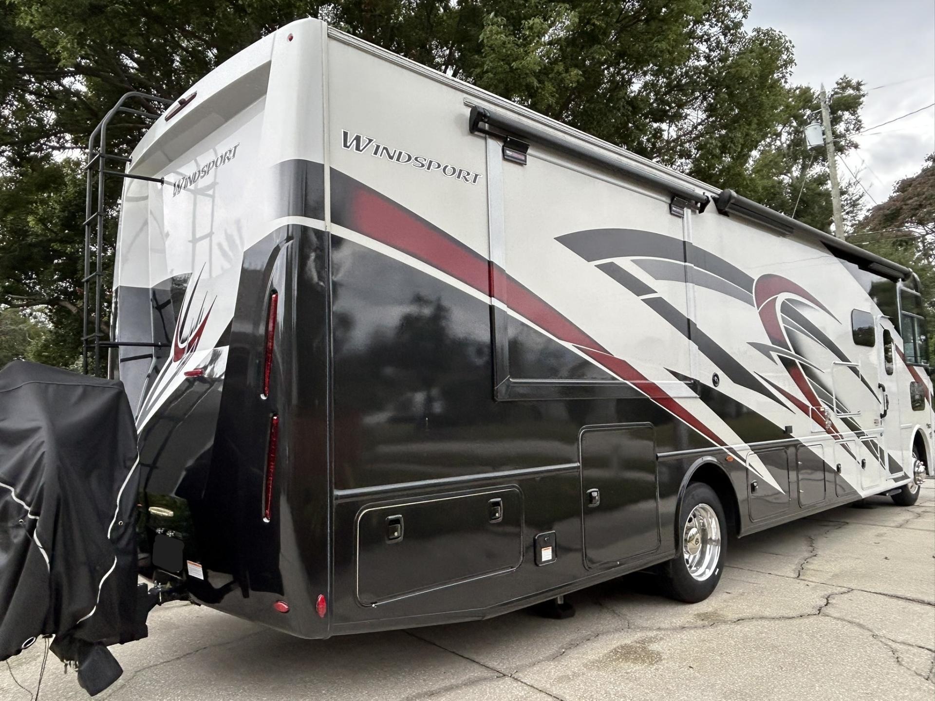 2023 THOR MOTOR COACH WINDSPORT 35M