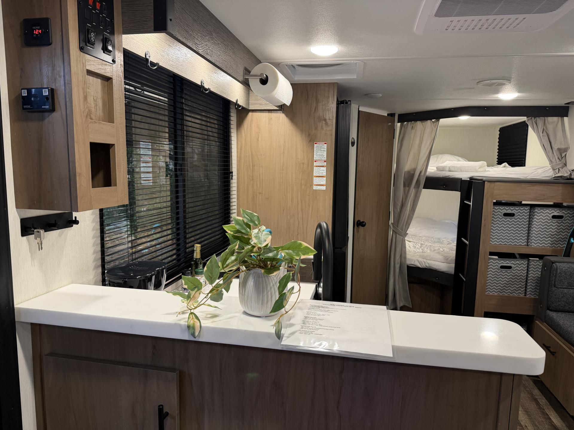 2025 FOREST RIVER CAMPSITE ULTRA 26CJL