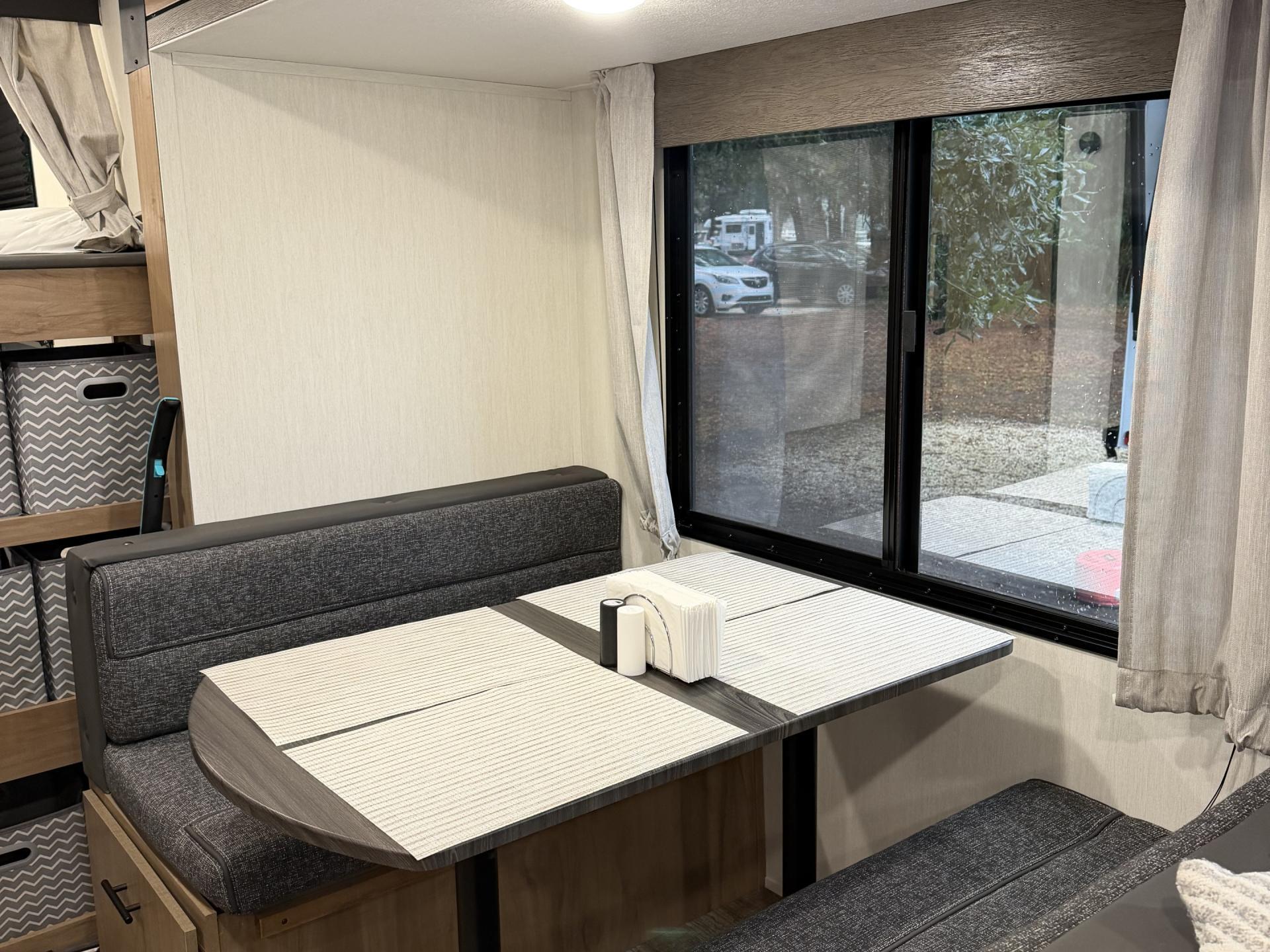 2025 FOREST RIVER CAMPSITE ULTRA 26CJL