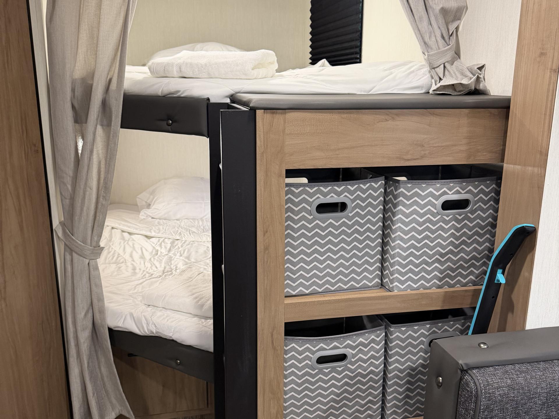 2025 FOREST RIVER CAMPSITE ULTRA 26CJL