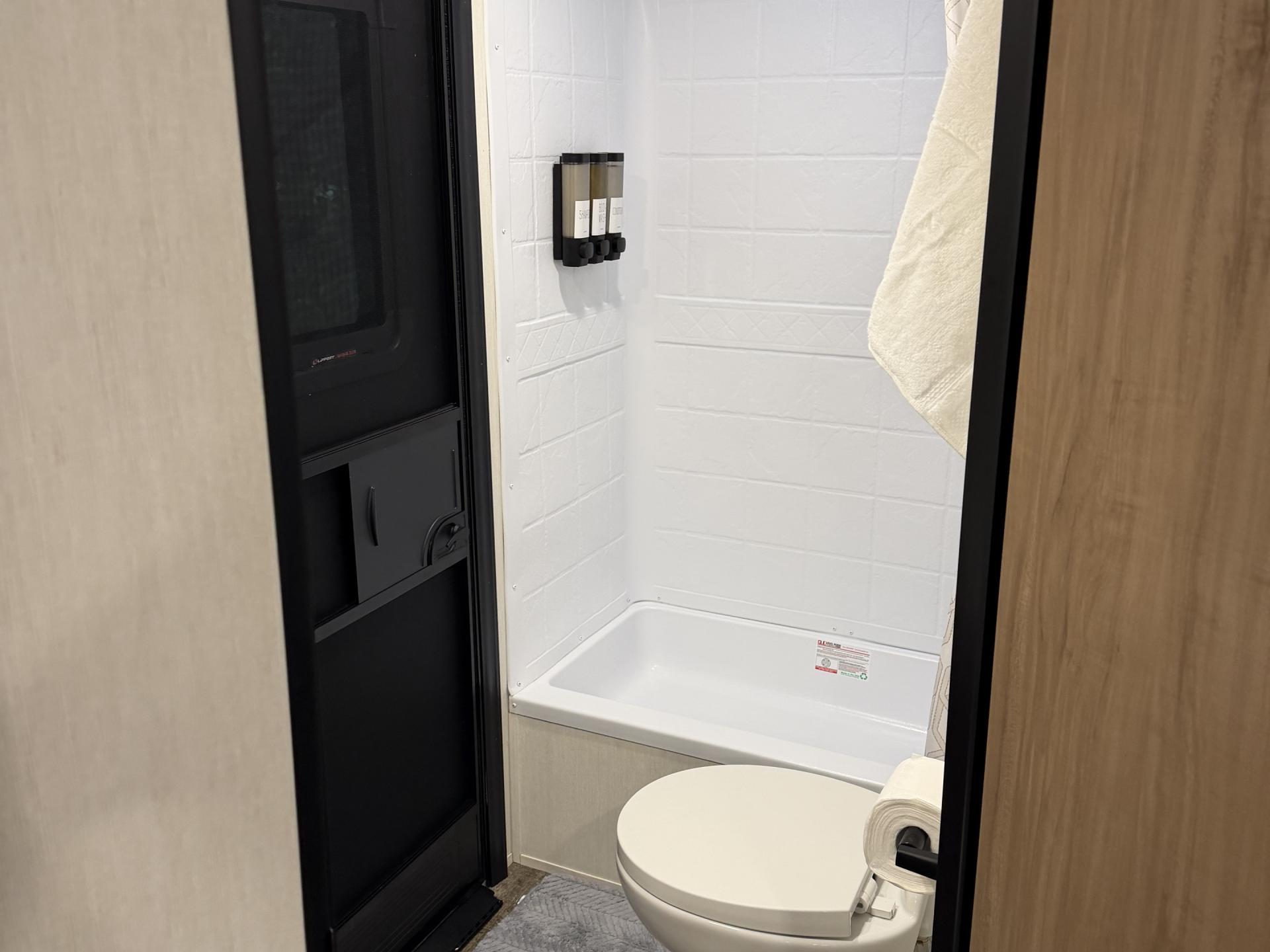 2025 FOREST RIVER CAMPSITE ULTRA 26CJL